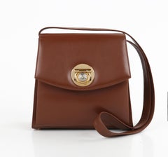 GIANNI VERSACE um 1993 Brown Leather Medusa Emblem Coin Lock Shoulder Bag Purse