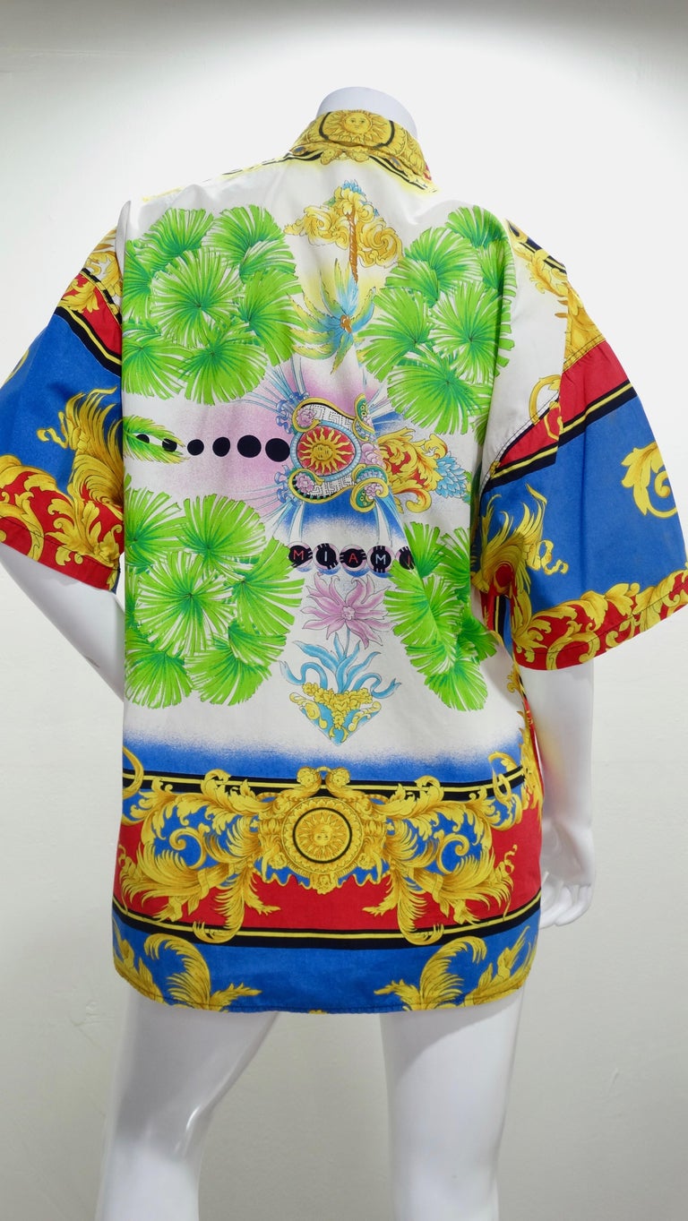 希少Gianni Versaceのヴィンテージ「Celestial Sun」 Gianni Versace Celestial Sun Miami Cotton Shirt at 1stDibs | 90s