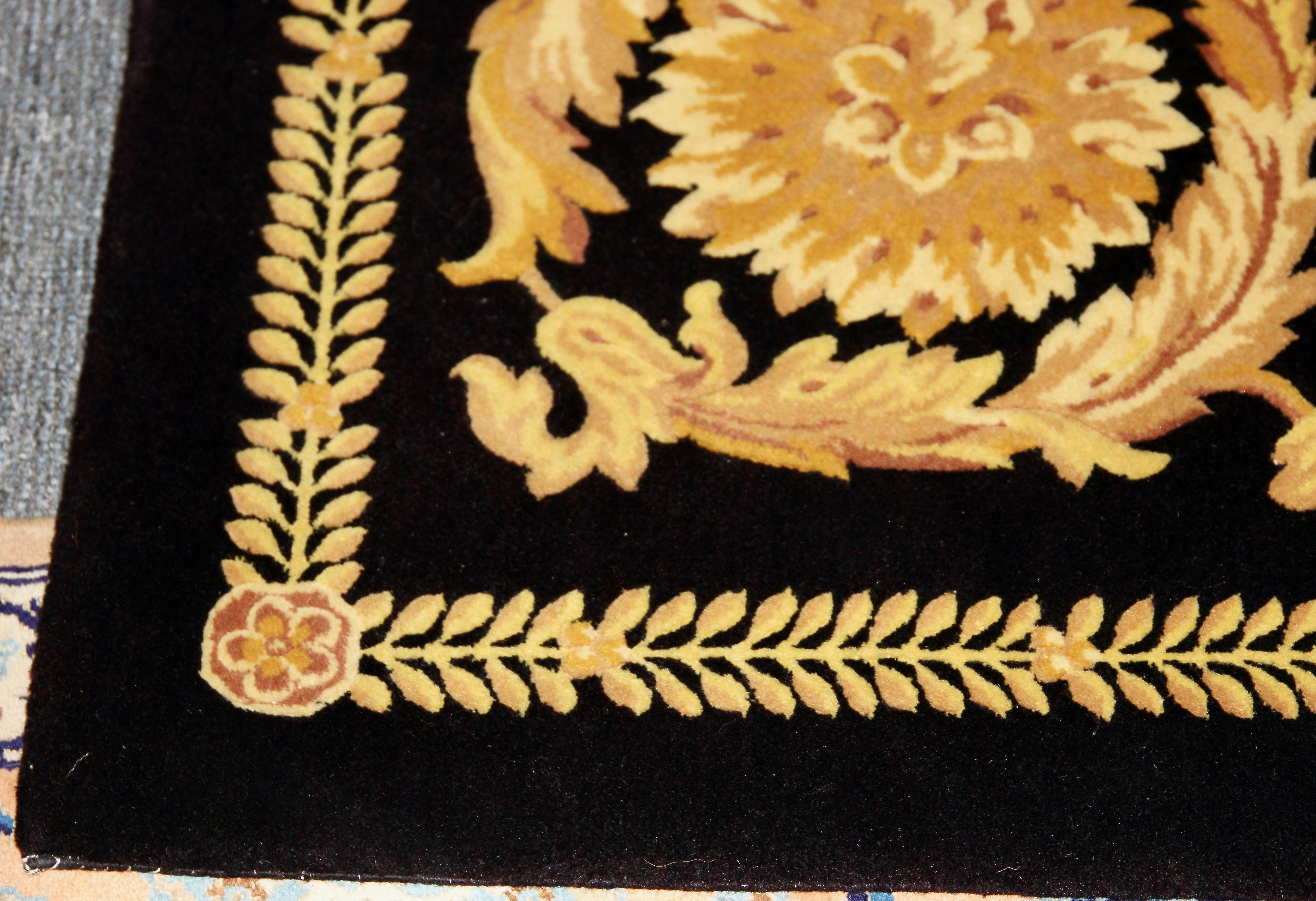 Noué à la main Gianni Versace Collection Black and Gold Designer Carpet, Rug. Barocco en vente