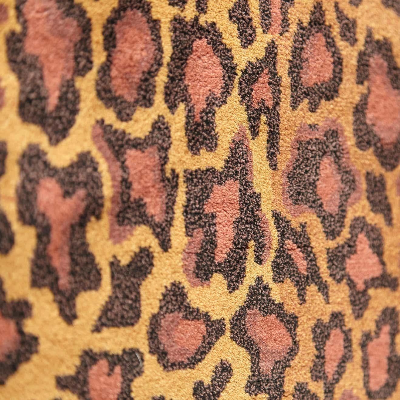 Late 20th Century Gianni Versace Collection Rug Wild Barocco, Gold Leopard Animal Print, 1980 For Sale