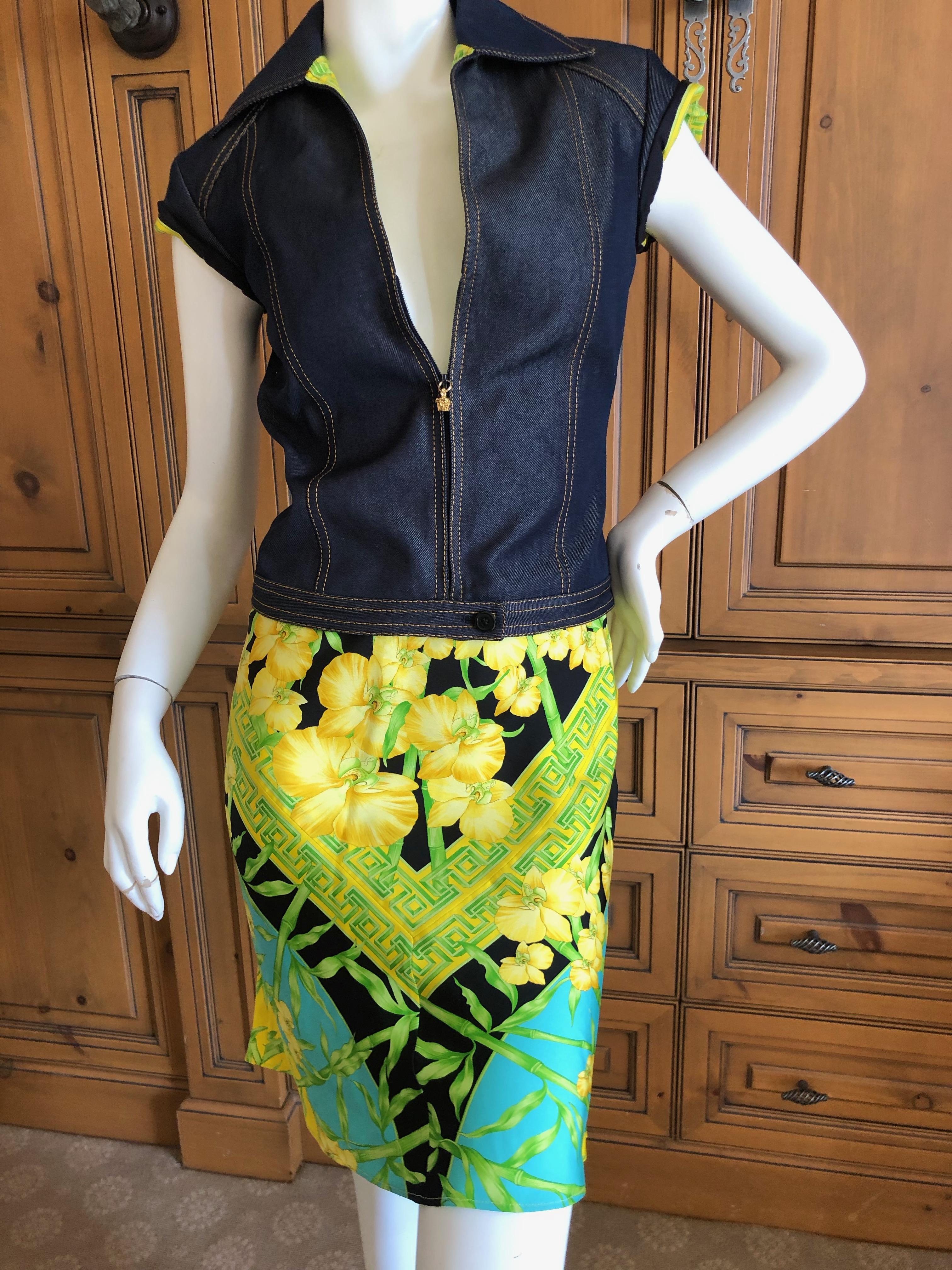 Women's Gianni Versace Couture 1980's Tropical Color Greek Key Pattern Silk Skirt Suit  For Sale