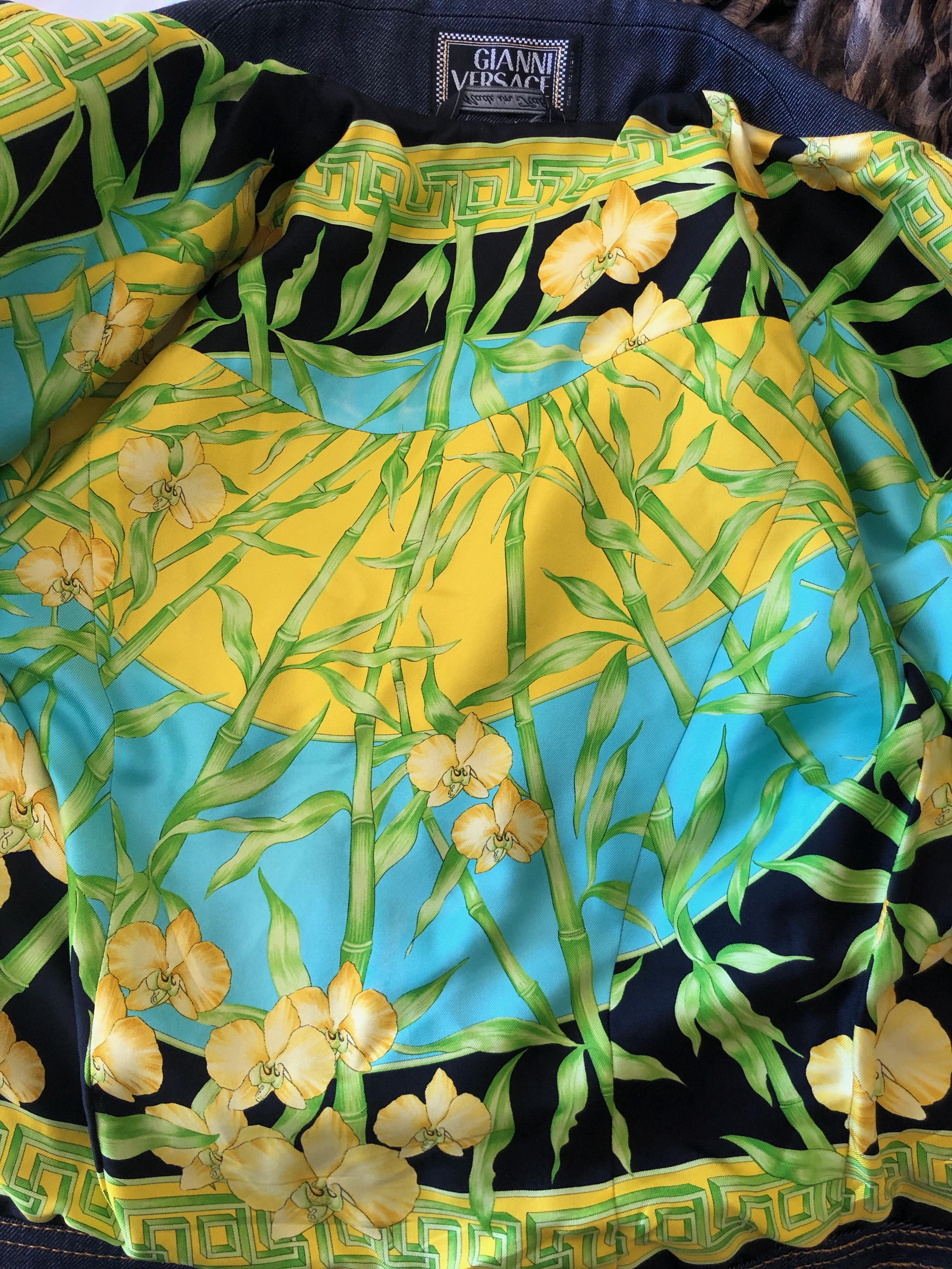 Gianni Versace Couture 1980's Tropical Color Greek Key Pattern Silk Skirt Suit  For Sale 1