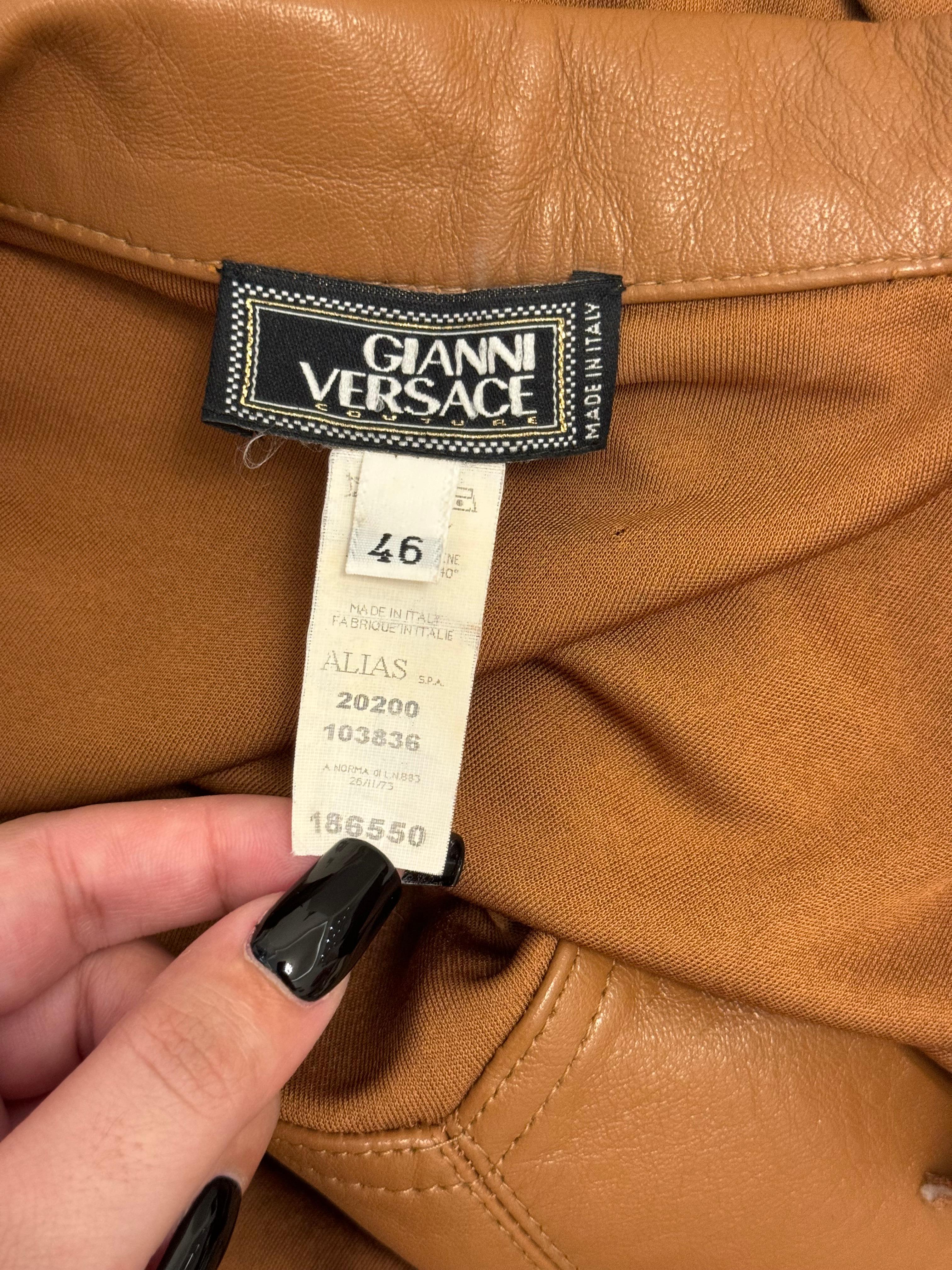Gianni Versace Couture 2001 coñac Vestido marrón detalles de cuero en venta 5
