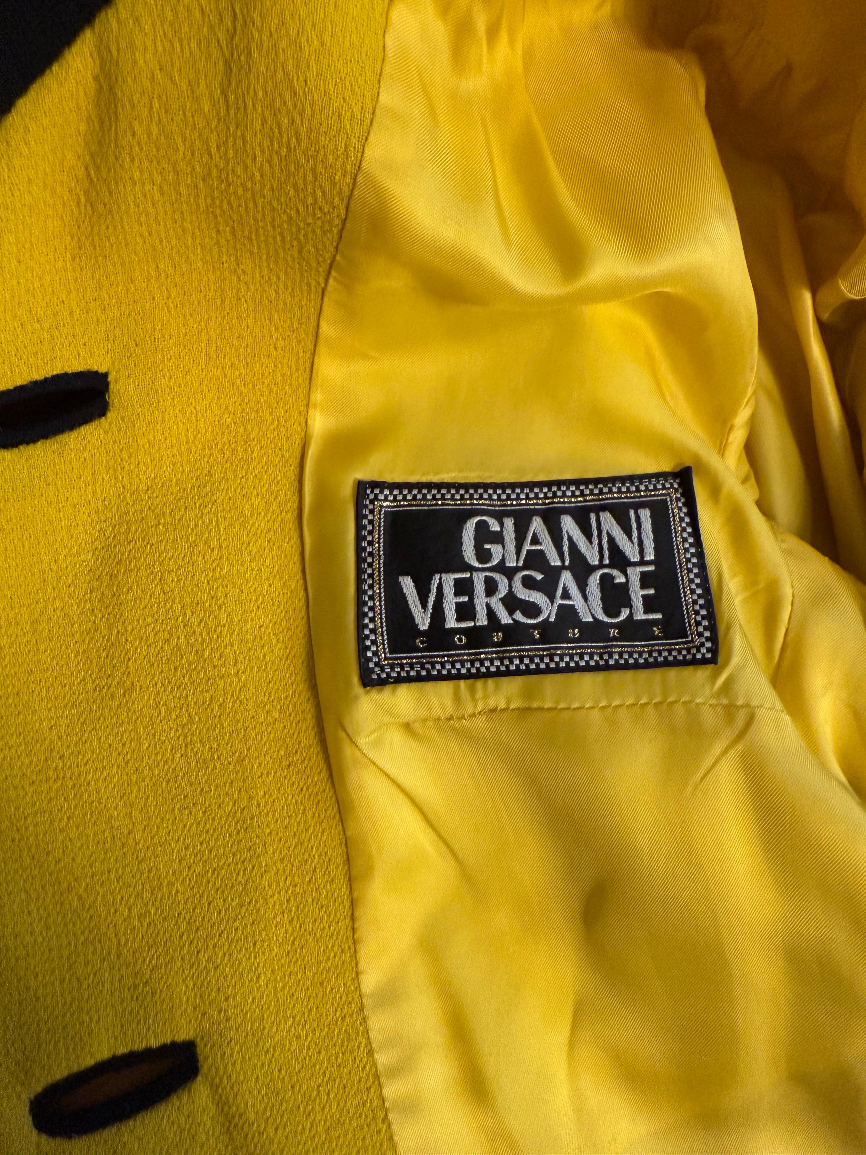 Gianni Versace Couture Automne/Hiver 1991/1992 iconique Runway jupe blazer tailleur en vente 9