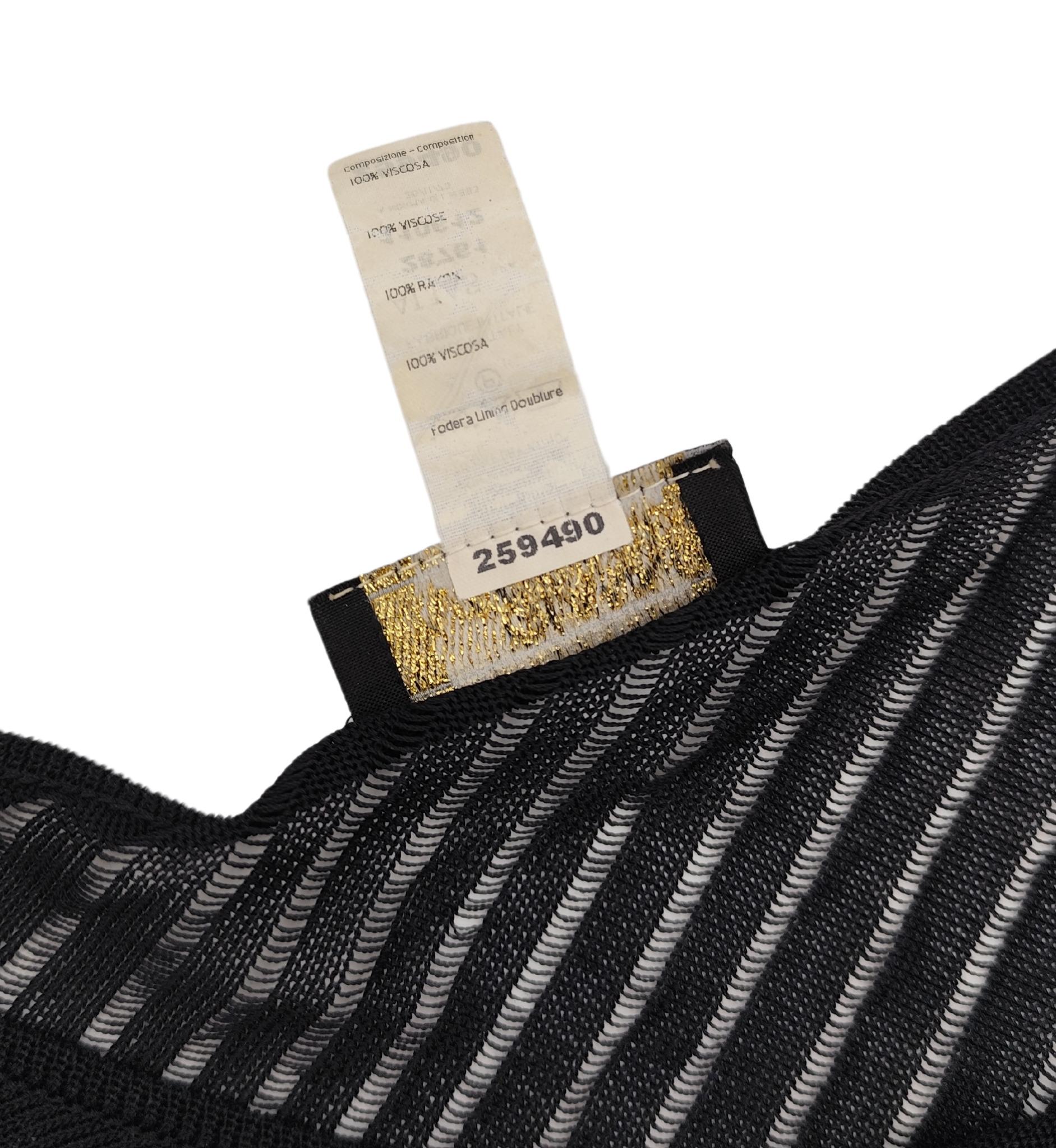 Gianni Versace Couture, top nero con tracolla a catena in vendita 5