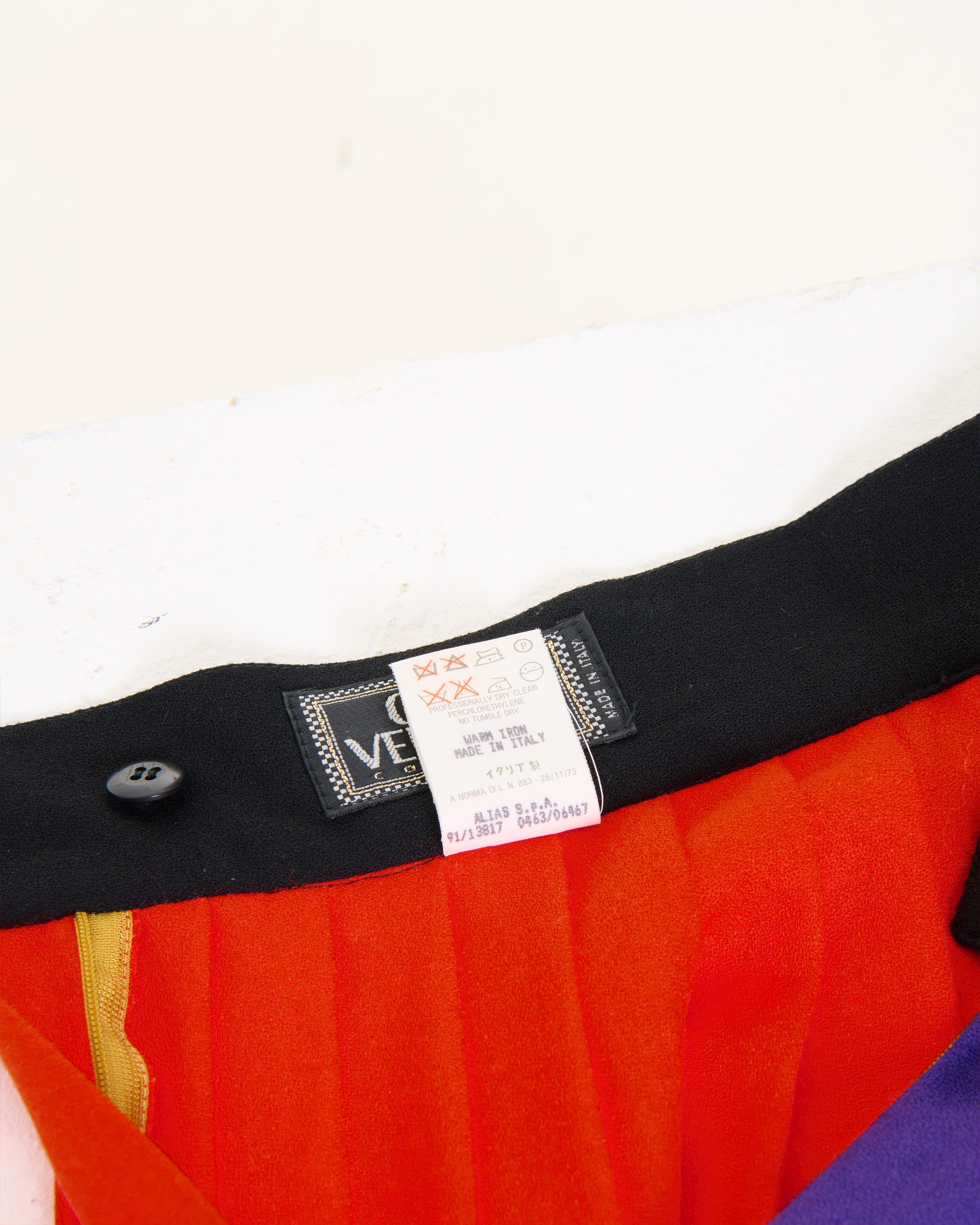 Gianni Versace Couture F/W 1991 Multicolor Pleated Skirt For Sale 3