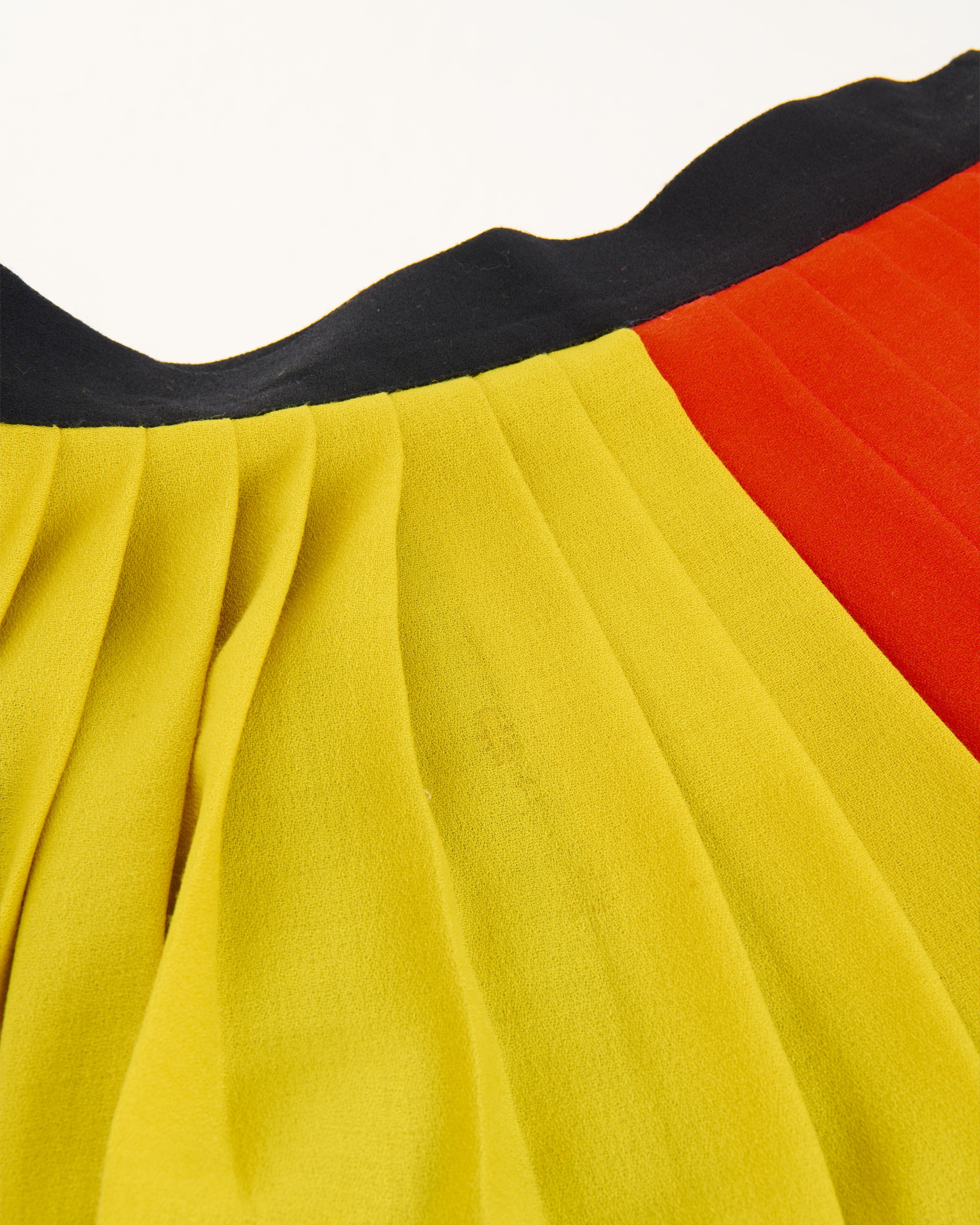 Gianni Versace Couture F/W 1991 Multicolor Pleated Skirt For Sale 4