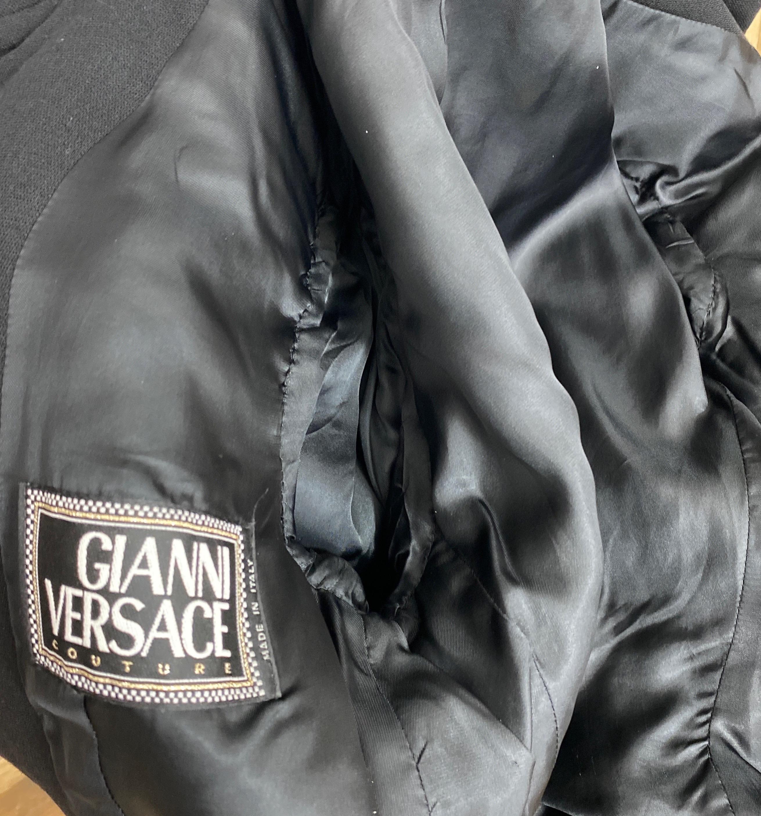 Gianni Versace Couture F/W 1992 Runway S&M Bondage Black Jacket-Size 6 For Sale 10