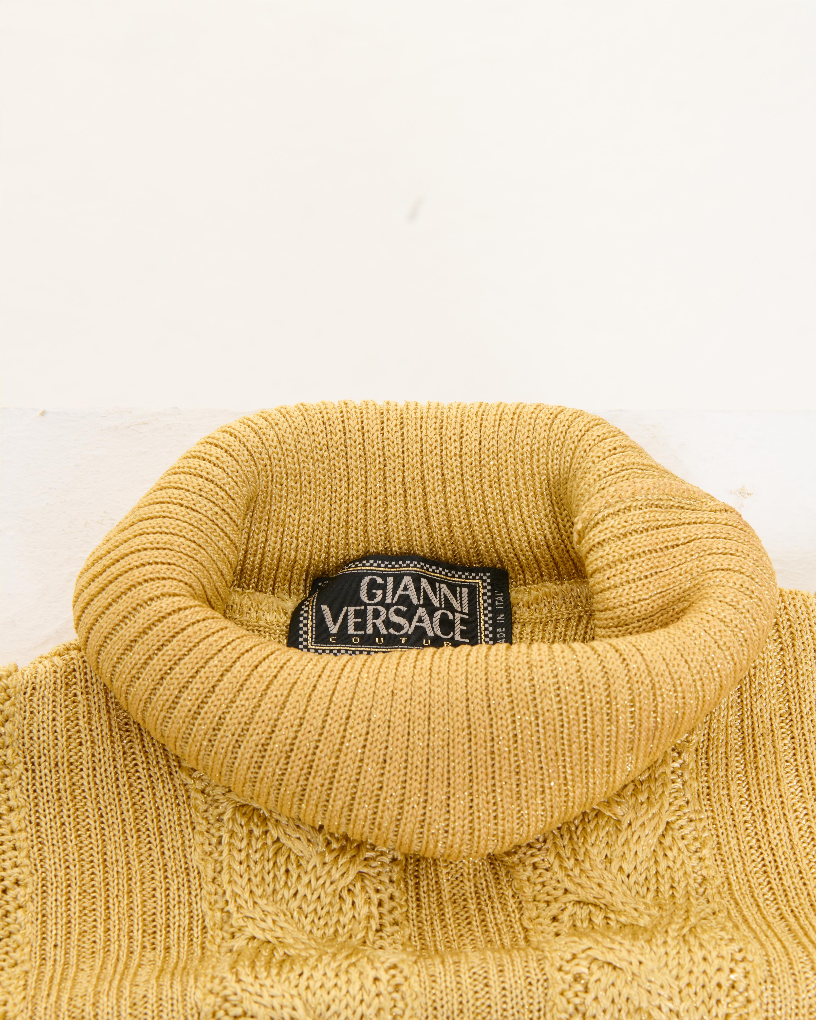 Gianni Versace Couture F/W 1994 Gold Lurex Rollkragenpullover im Angebot 2