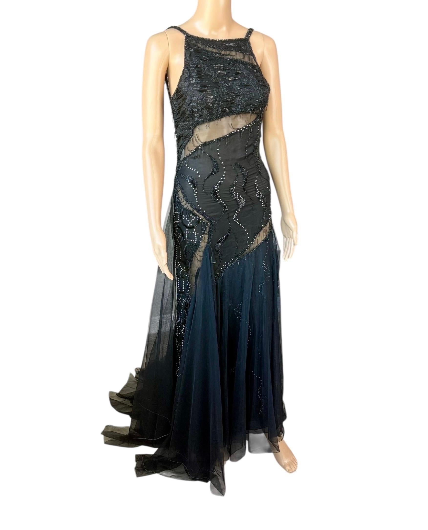 Gianni Versace Couture F/W 1999 Laufsteg Verschönert Durchsichtiger Ausschnitt Schwarzes Kleid Kleid im Angebot 3