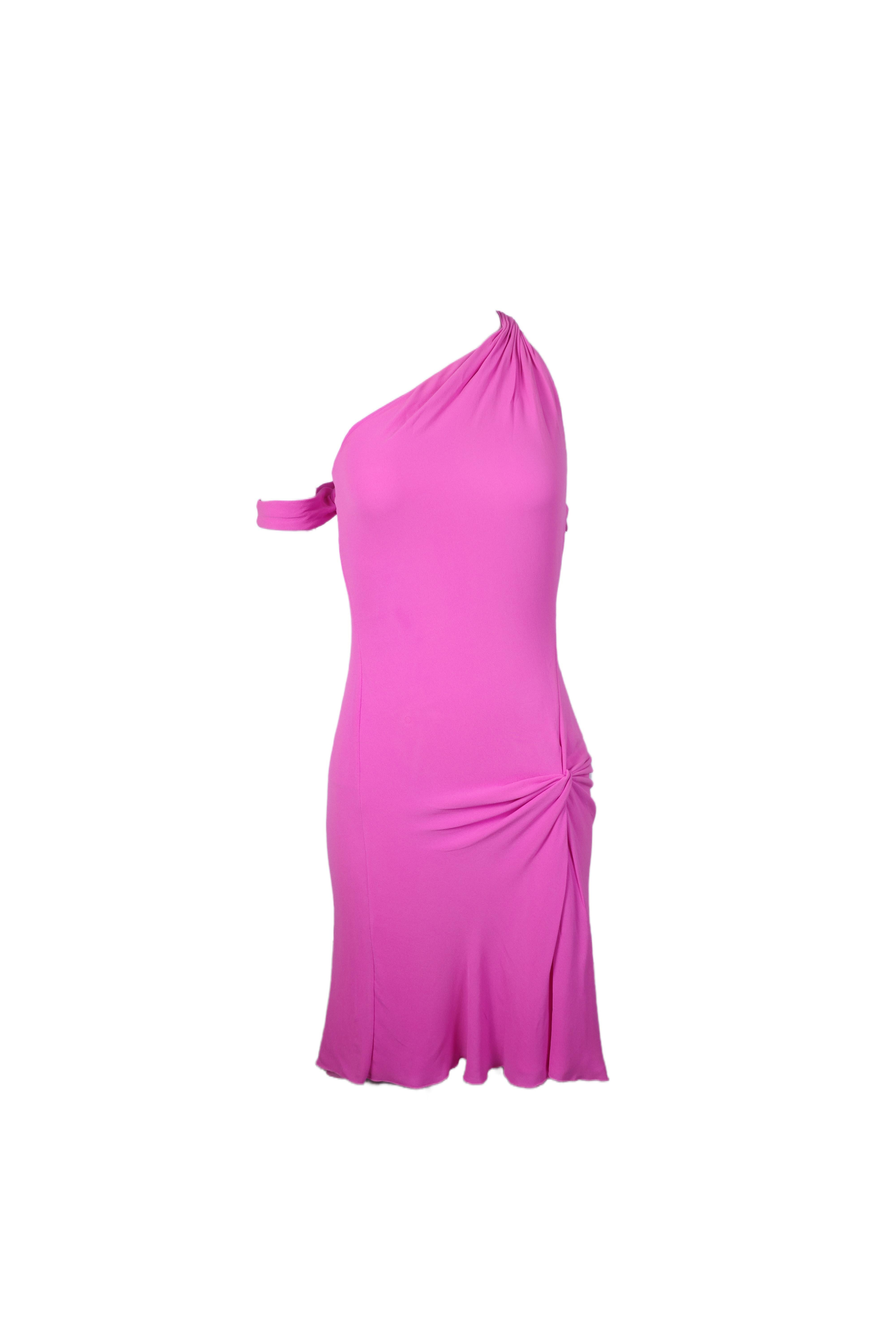GIANNI VERSACE COUTURE F/w 2002 Vestido rosa de un hombro con detalle de nudo Rosa en venta