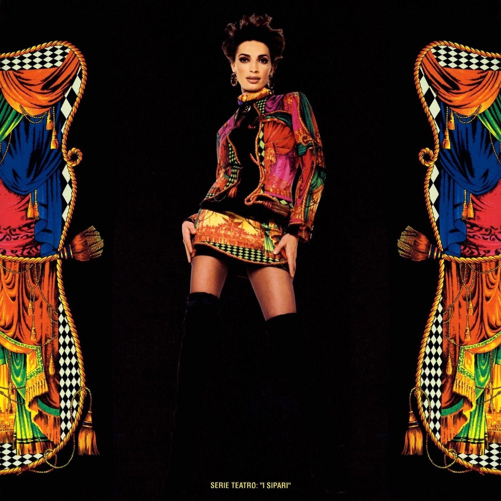 Beige Gianni Versace Couture - Veste emblématique drapée style théière, automne/hiver 1991/92 en vente