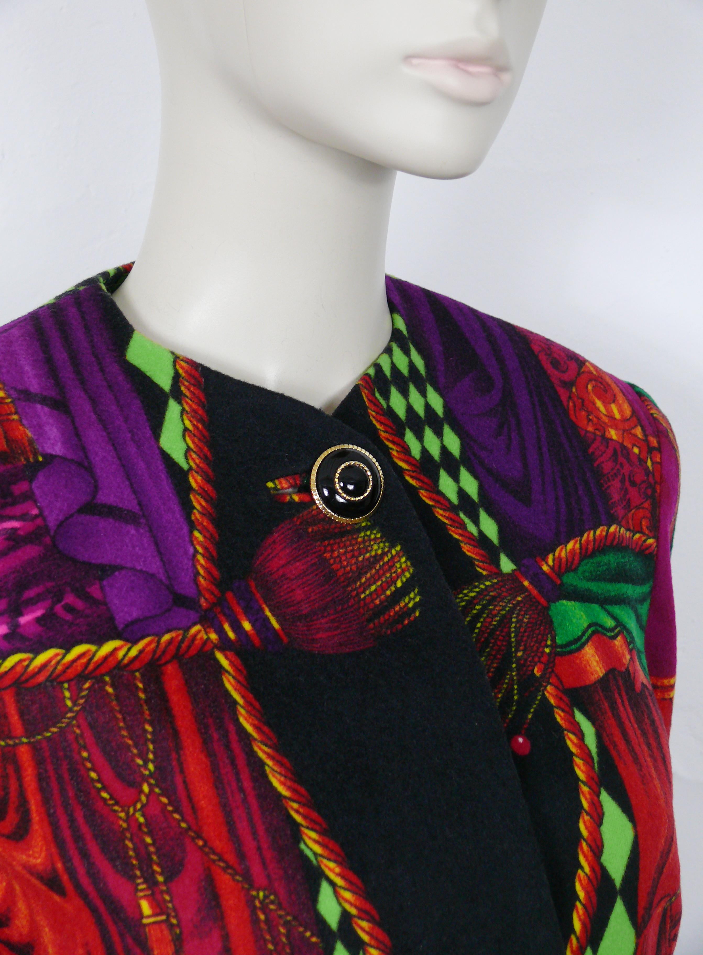 Women's Gianni Versace Couture Iconic Fall/Winter 1991/92 Teather Drape Print Jacket For Sale