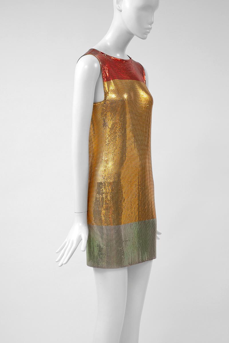 Marron Mini robe en maille métallique Gianni Versace Couture, automne-hiver 1996-1997