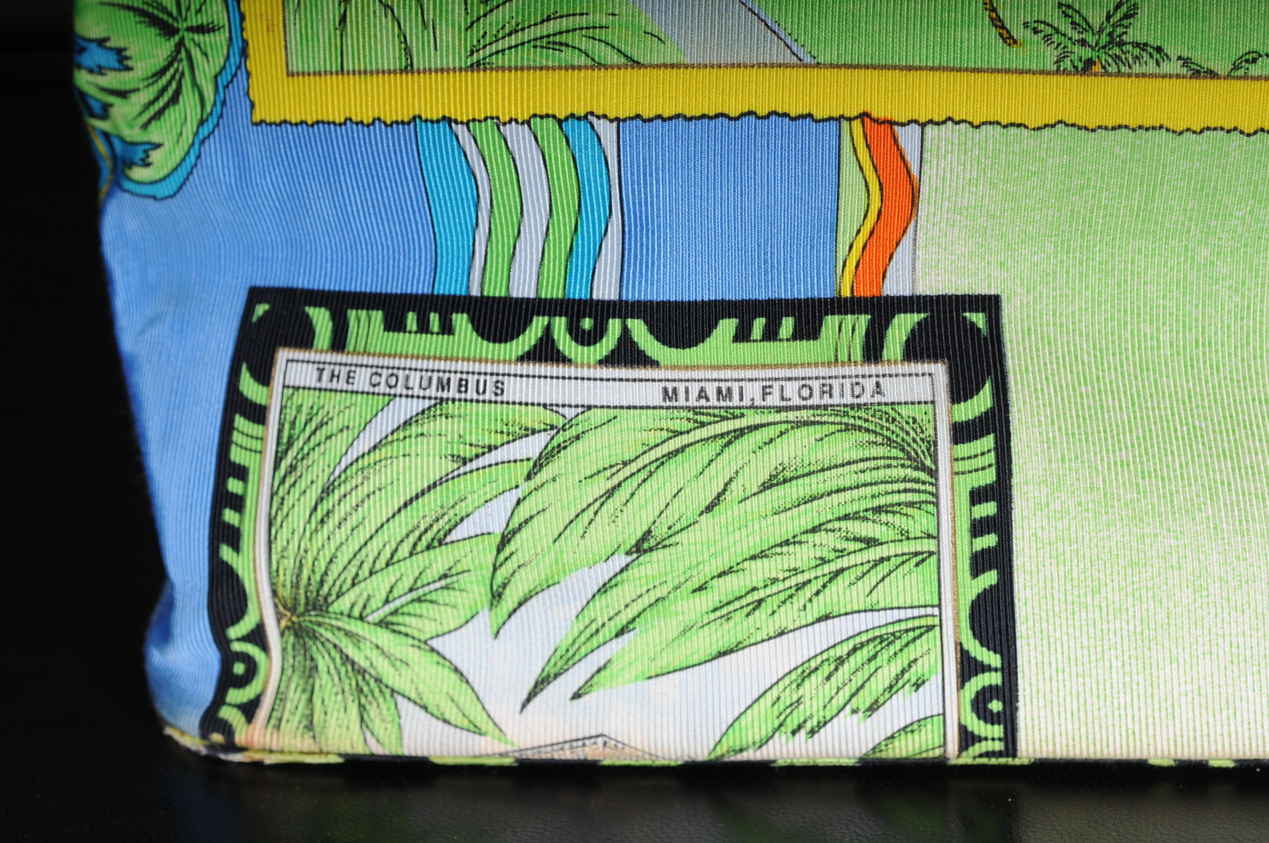 Gianni Versace Couture Miami Tasche Vintage beach print 1993 For Sale 2