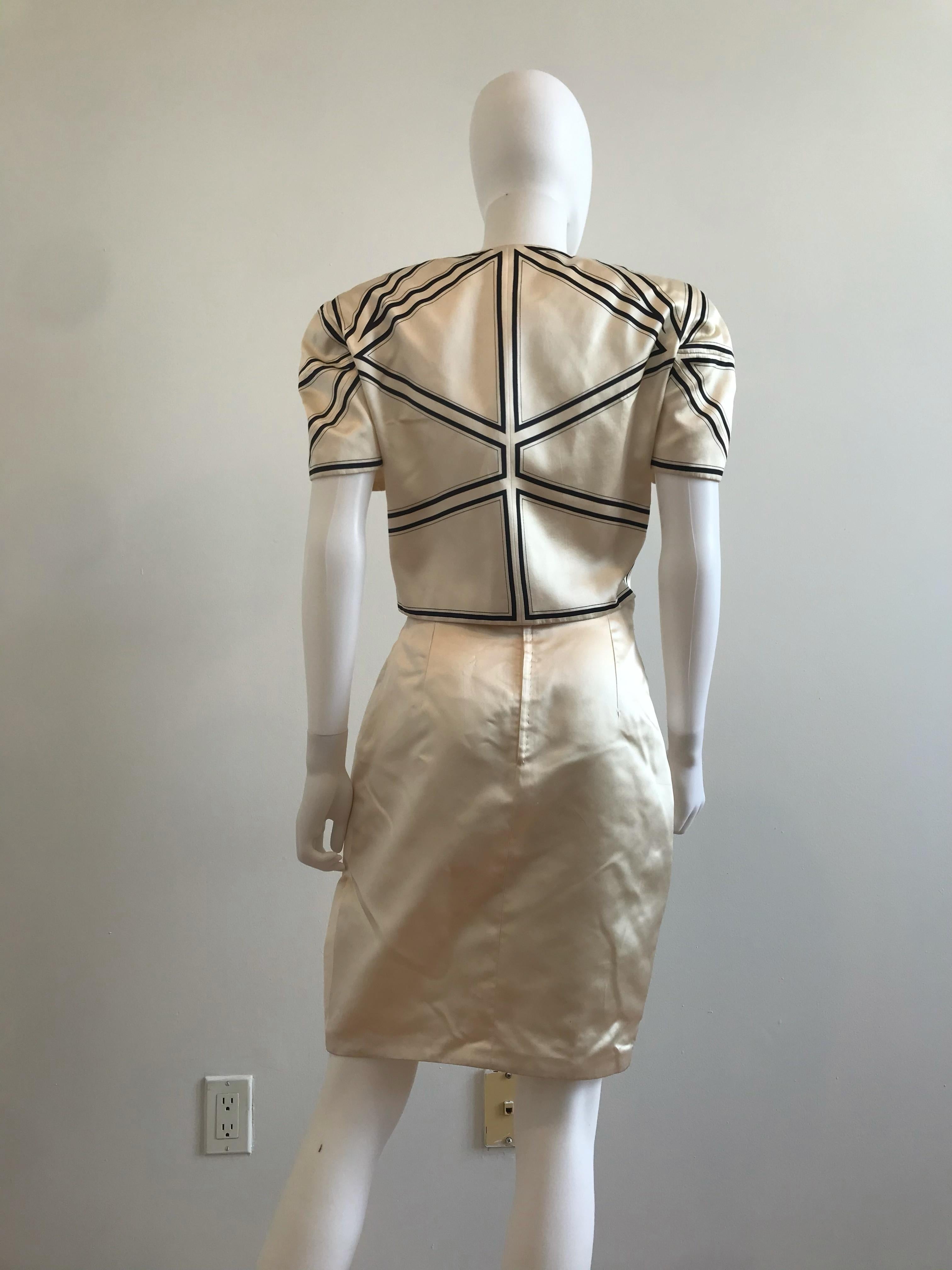 Gianni Versace Couture Origami Silk Cropped Blazer and Skirt Suit Set In Good Condition For Sale In Brooklyn, NY