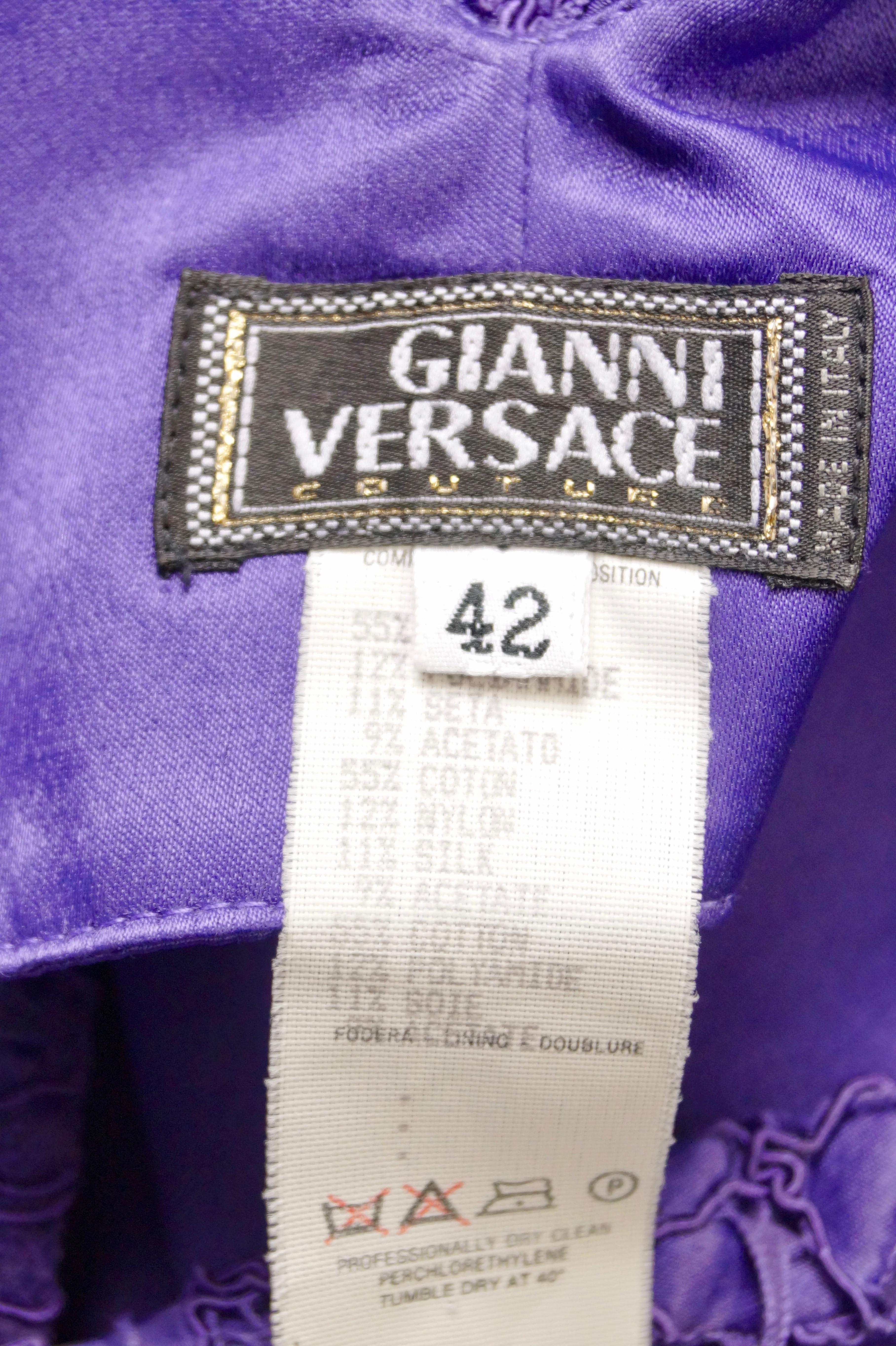 Gianni Versace Couture purple lace dress For Sale 7
