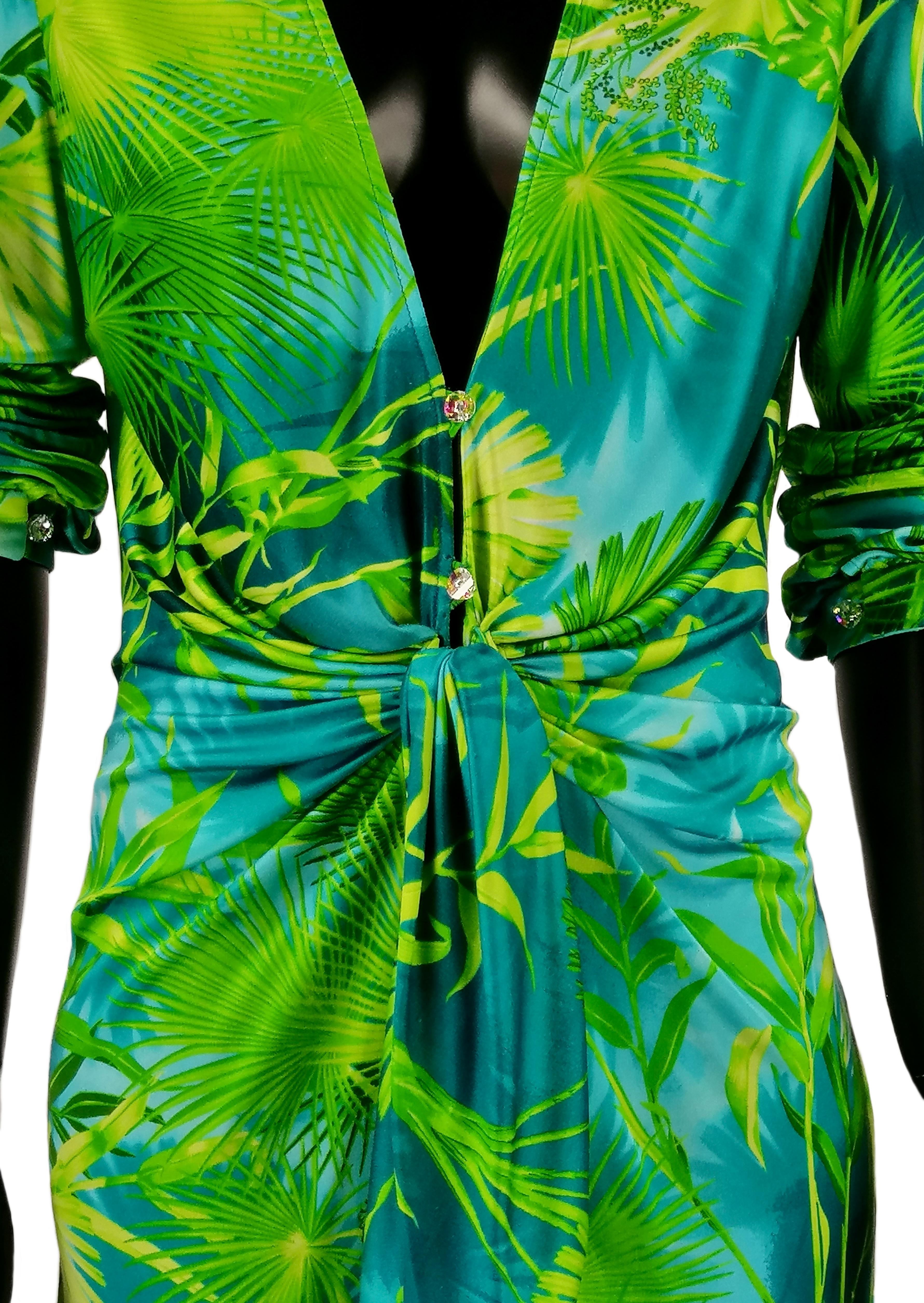 GIANNI VERSACE COUTURE Iconic S/S 2000 Plunging Jungle Dress For Sale 5