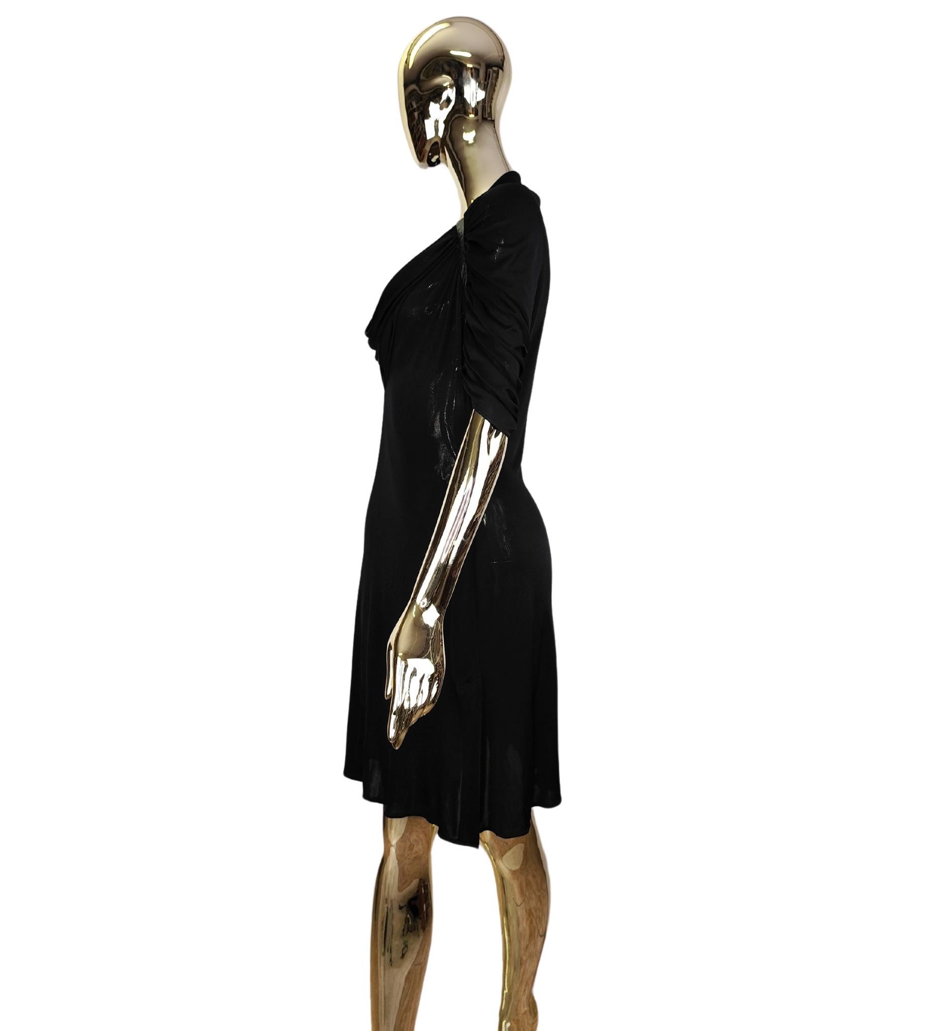 De las mujeres Vestido negro de la pasarela Gianni Versace Couture S/S 2001 en venta
