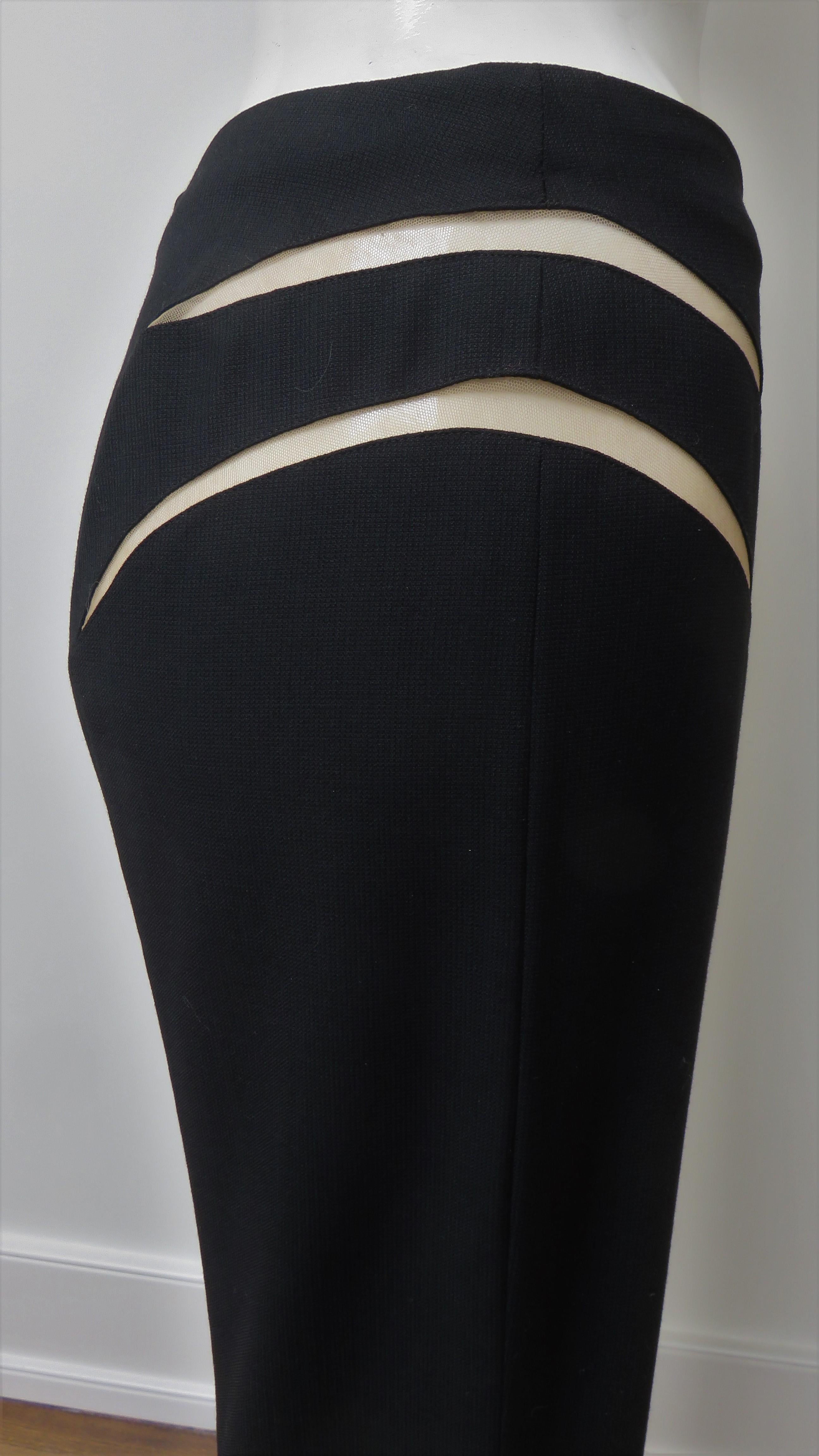 Gianni Versace Couture - Costume pantalon en soie avec découpes en vente 10
