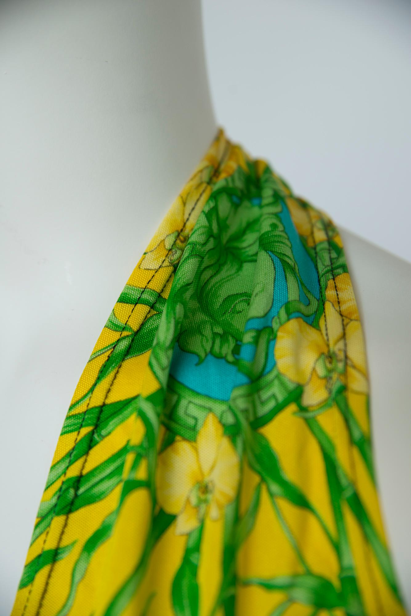 Gianni Versace Couture - Top a collo alto con stampa di orchidee e testa di Medusa, SS2000 in vendita 9