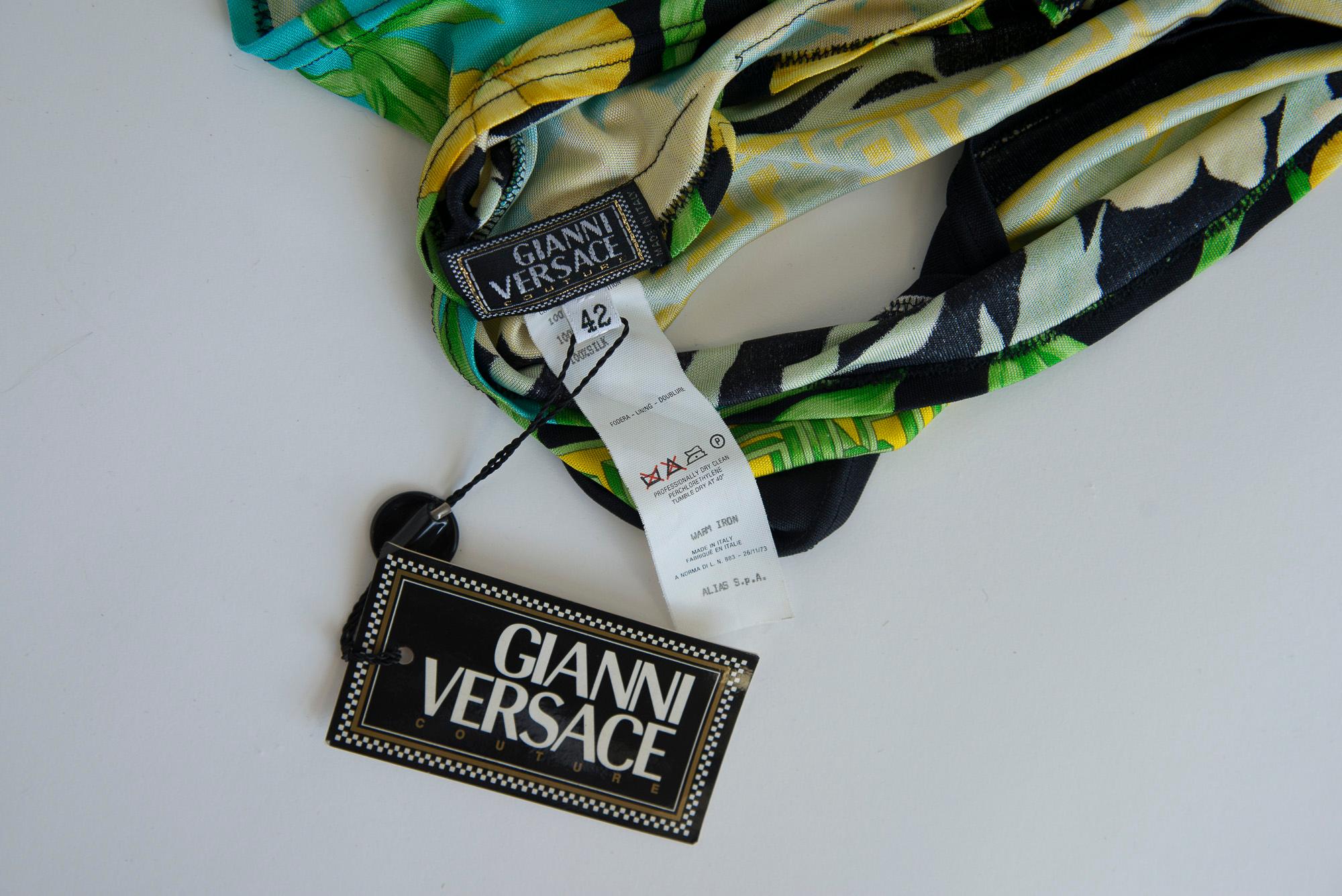 Gianni Versace Couture Orchids & Medusa Head Print Halterneck Top, SS2000 For Sale 12