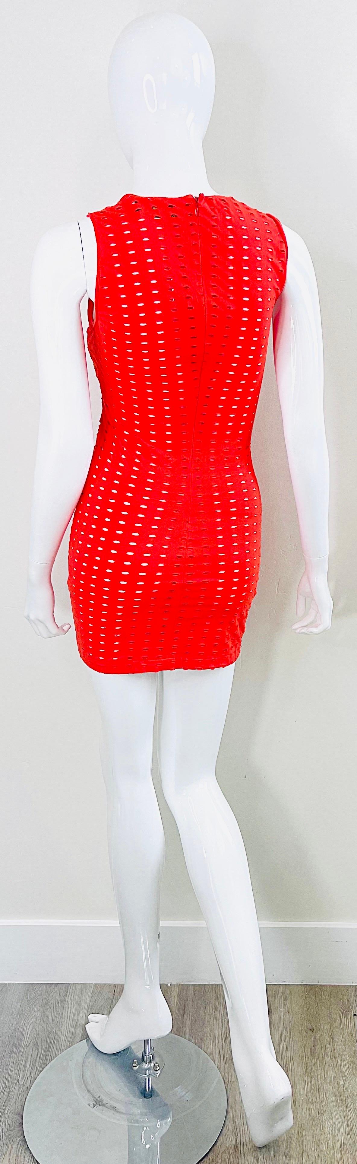 Women's Gianni Versace Couture Spring 2002 Runway Red Cut Out Vintage Y2K Mini Dress For Sale