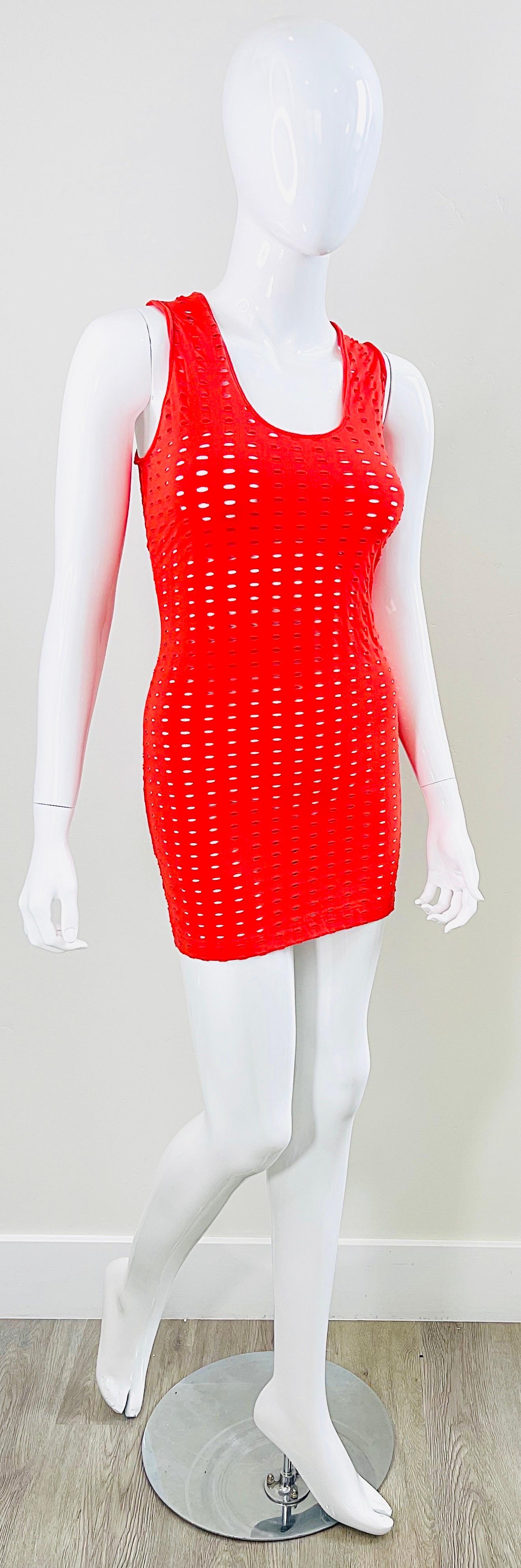 Gianni Versace Couture Spring 2002 Runway Red Cut Out Vintage Y2K Mini Dress For Sale 4