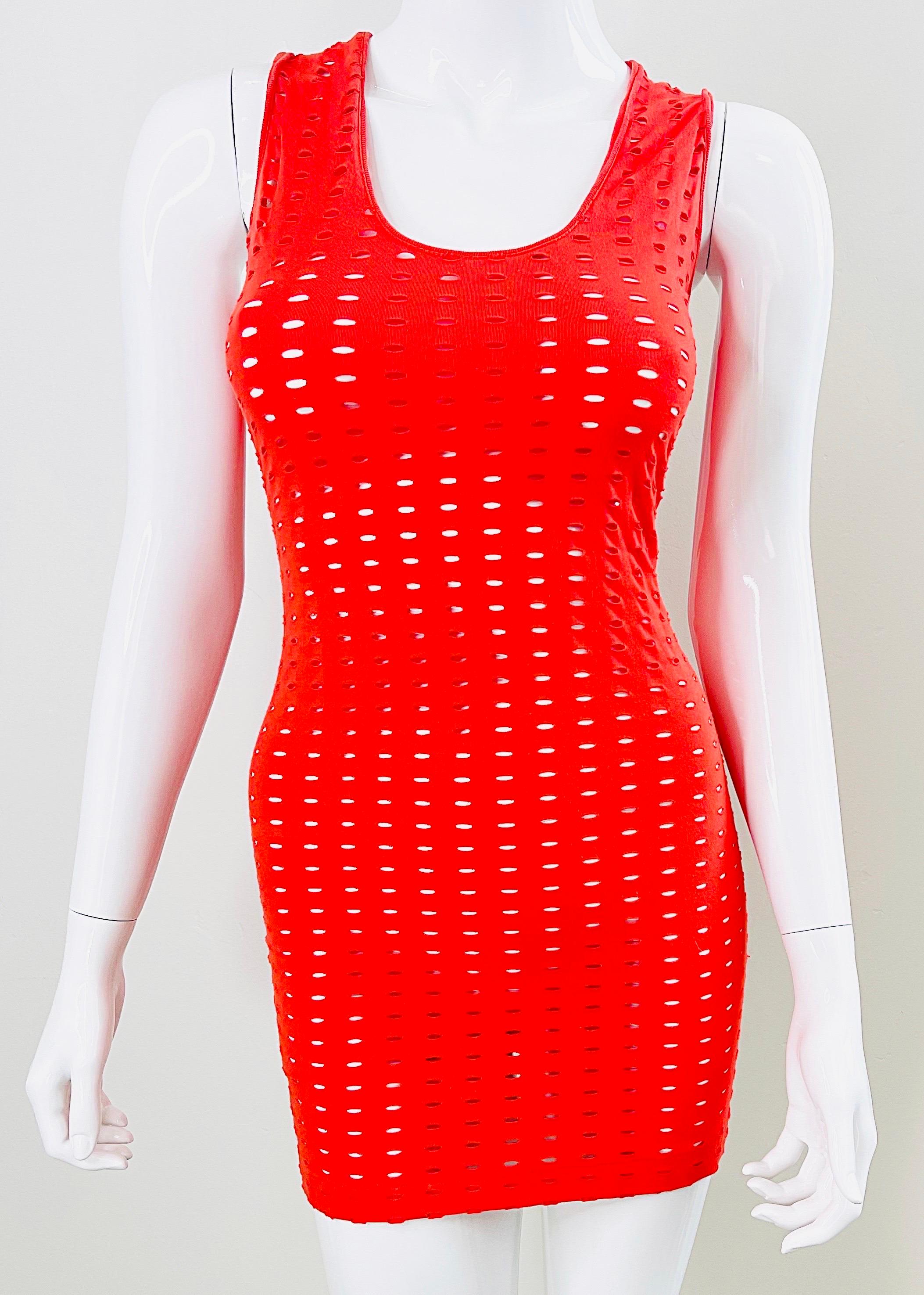 Gianni Versace Couture Spring 2002 Runway Red Cut Out Vintage Y2K Mini Dress For Sale 5