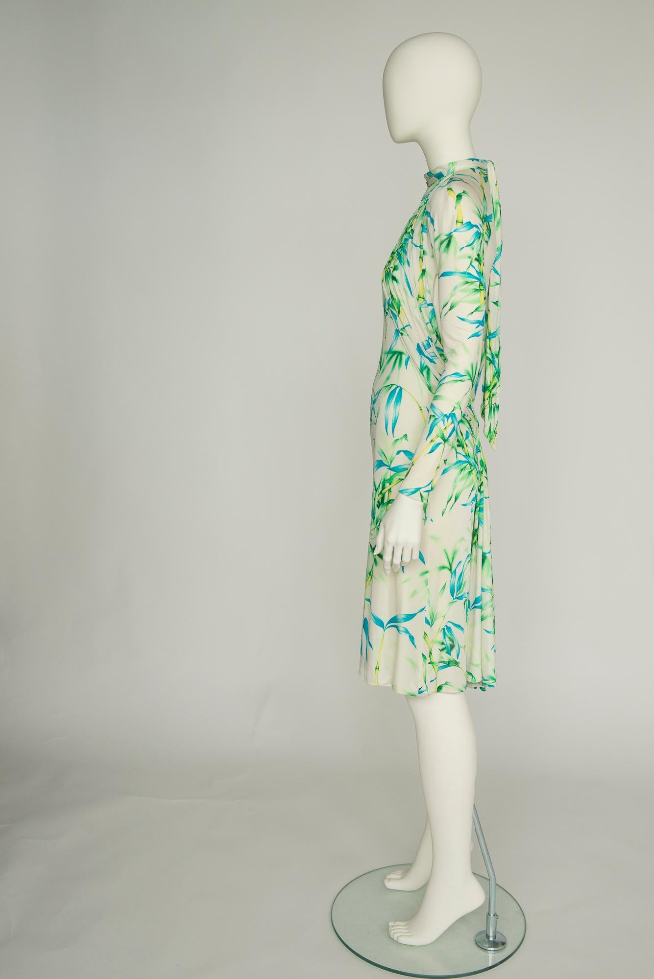 Gianni Versace Couture Open-Back Tropical Print Runway Silk Jersey Dress, SS2000 For Sale 6