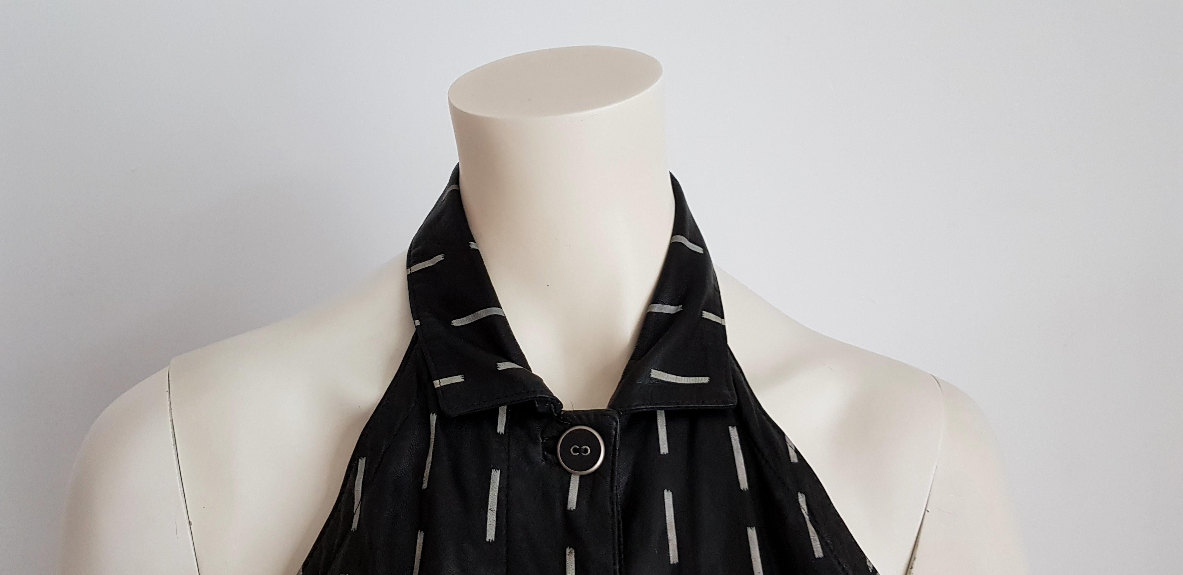 Gianni VERSACE Couture Unique Design Black Leather White Lines  For Sale 1