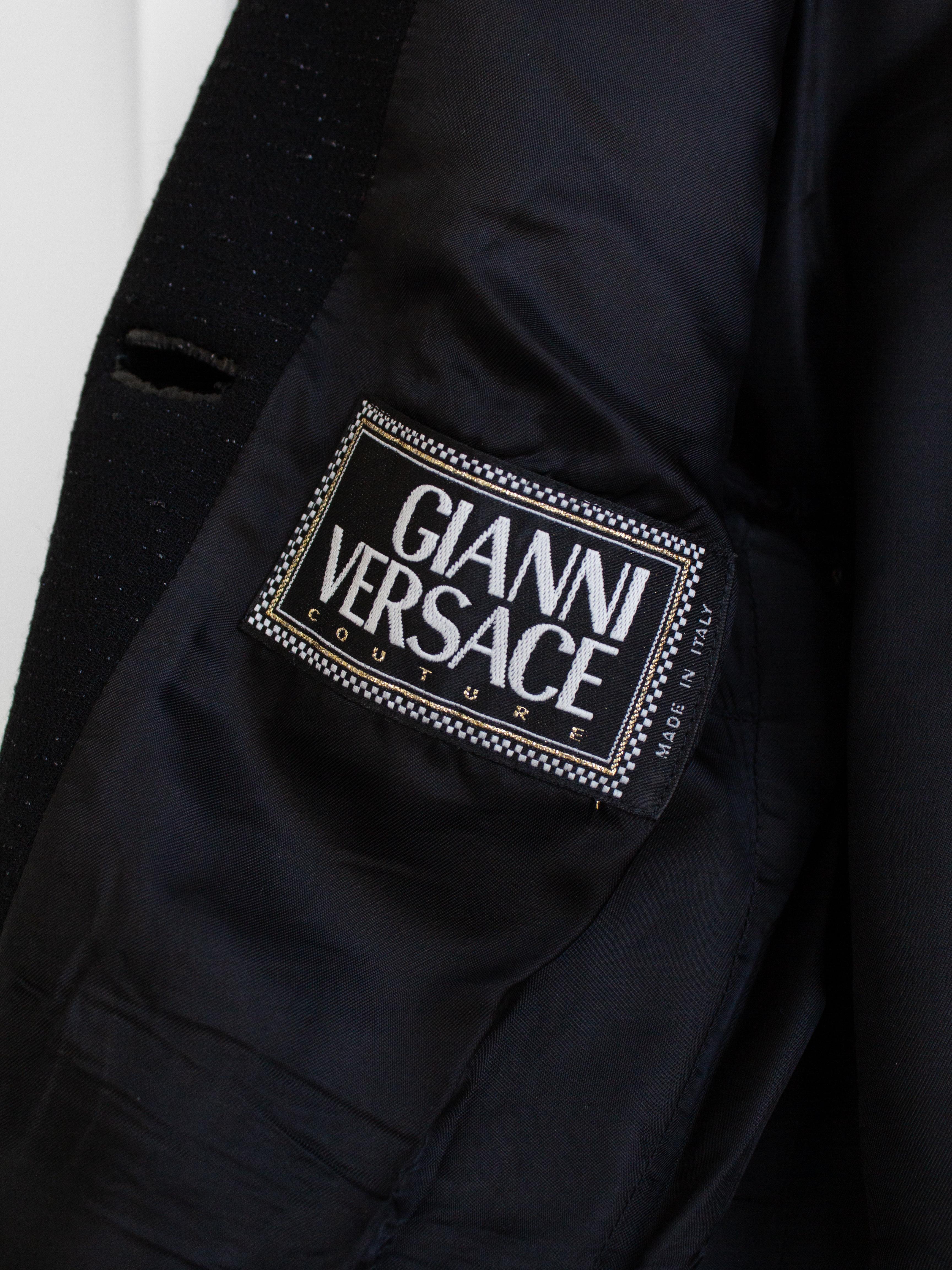 Gianni Versace Couture Vintage F/W 1994 Black Medusa Belted Jacket Skirt Suit For Sale 4