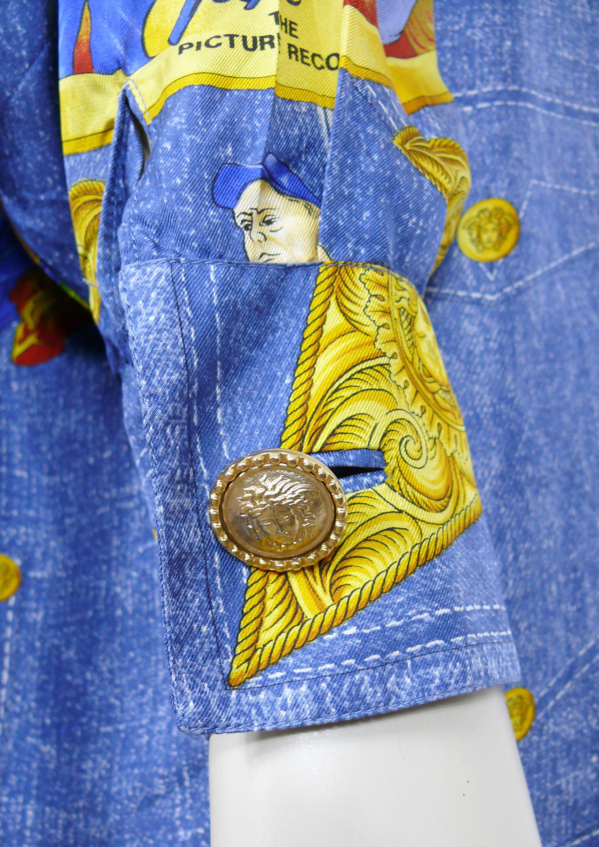 Gianni Versace Couture Vintage Men's Blue Jeans Trompe L'Oeil Printed Silk Shirt In Excellent Condition For Sale In Nice, FR