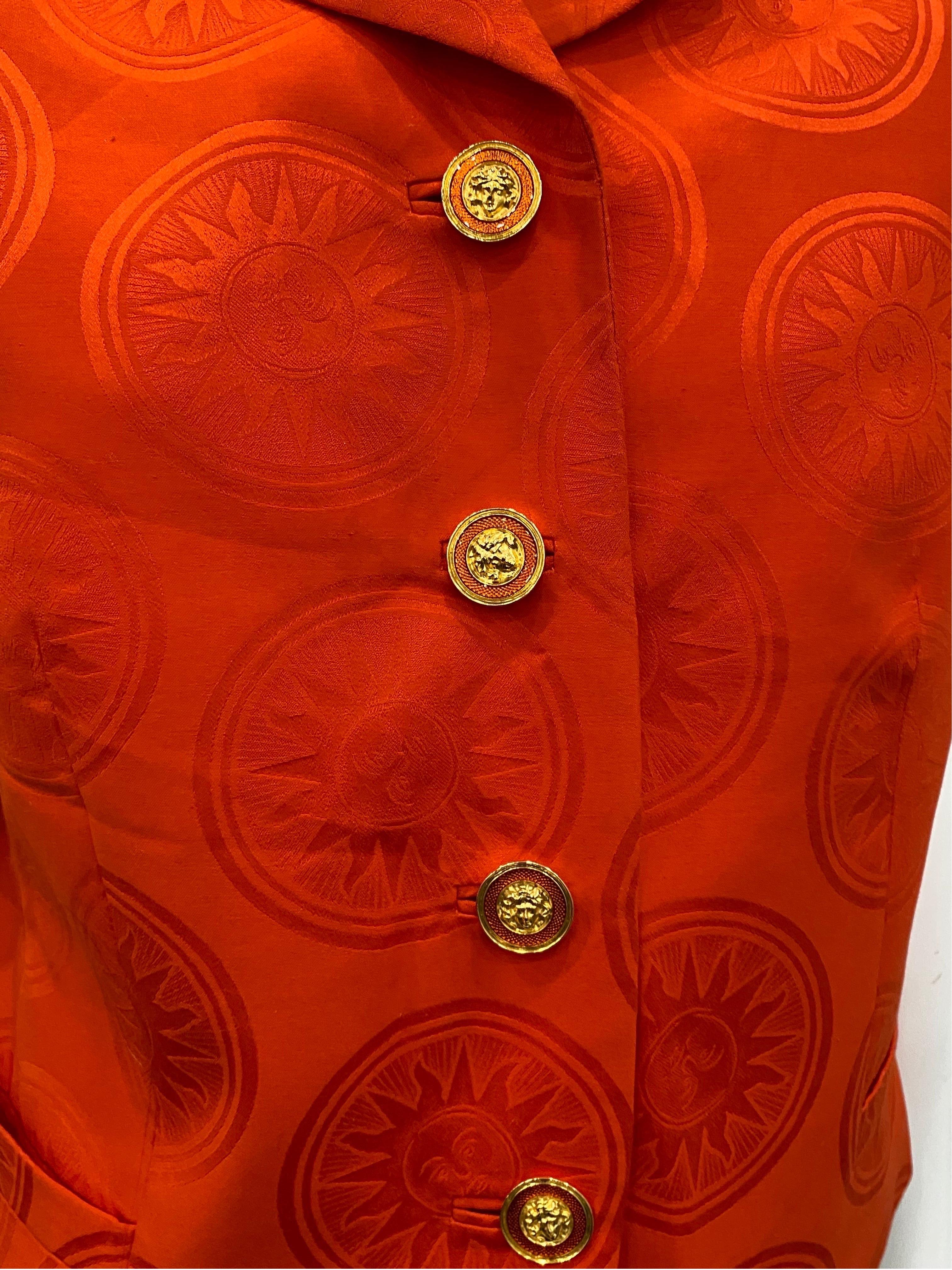 Red Gianni Versace Couture Vintage Orange Silk Short Sleeve Jacket/Top - Size 6 For Sale