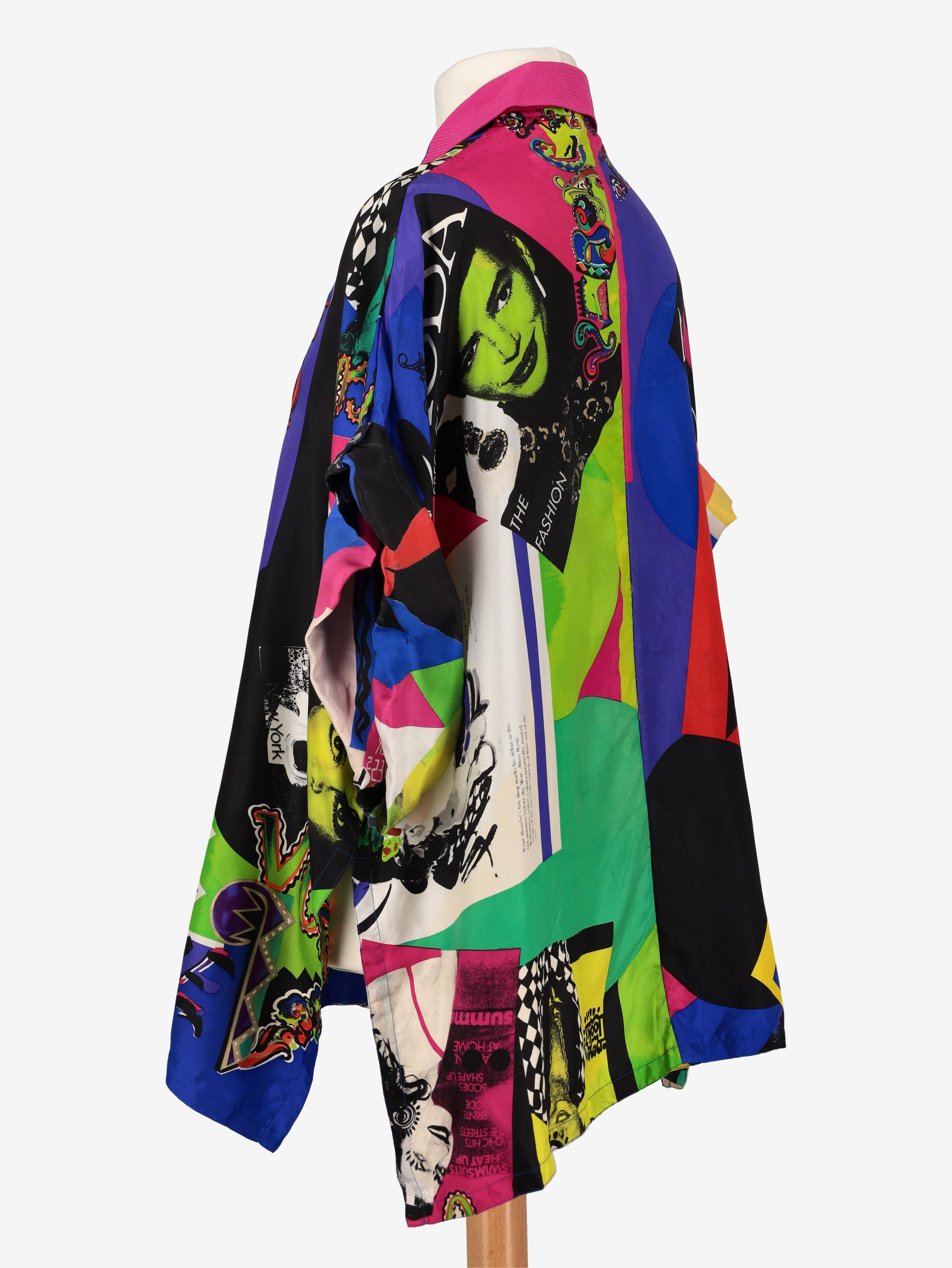 Women's or Men's Gianni Versace Couture Vogue Shirt - 90s