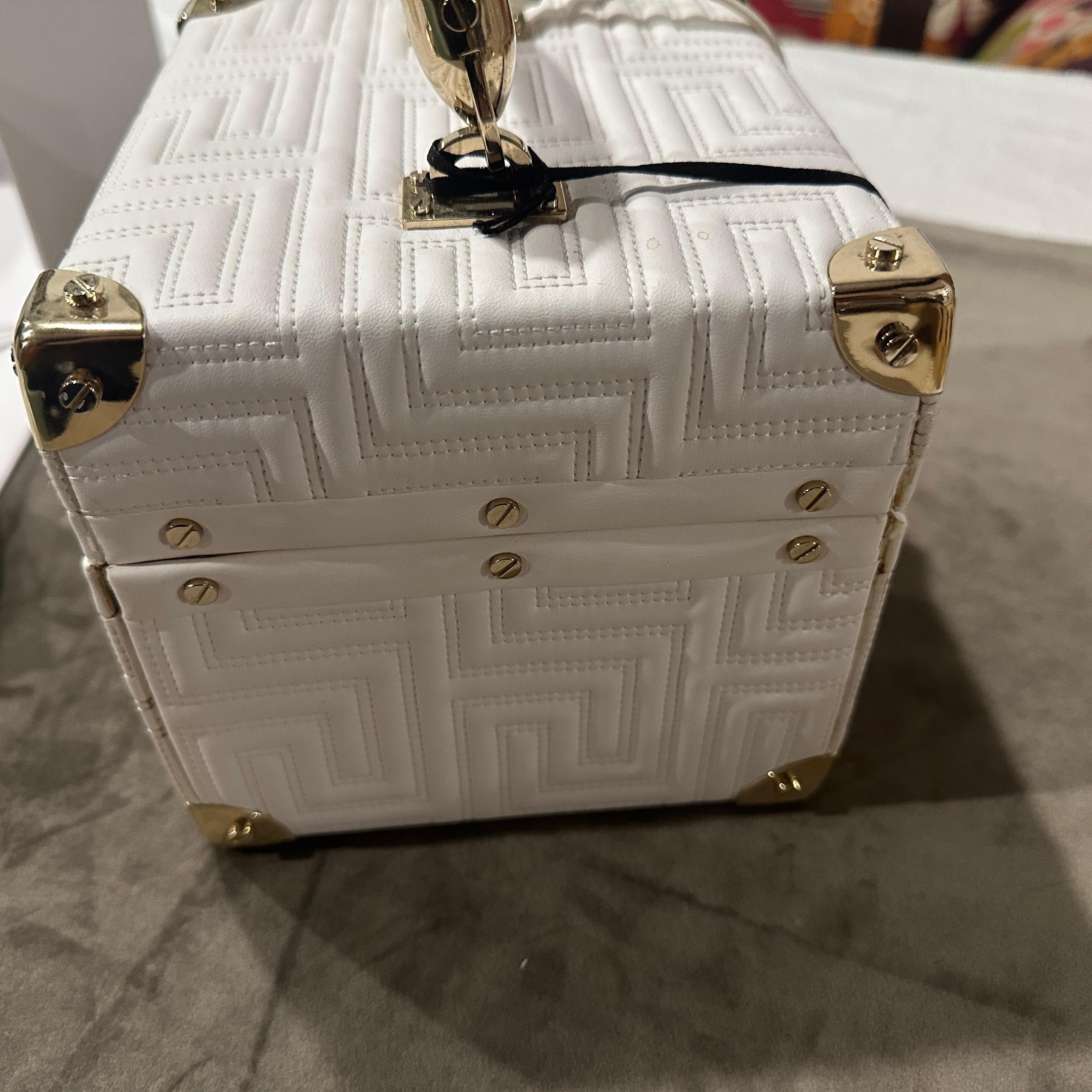 Gianni Versace Couture White Leather and Brass Luxury Beauty Case For Sale 6