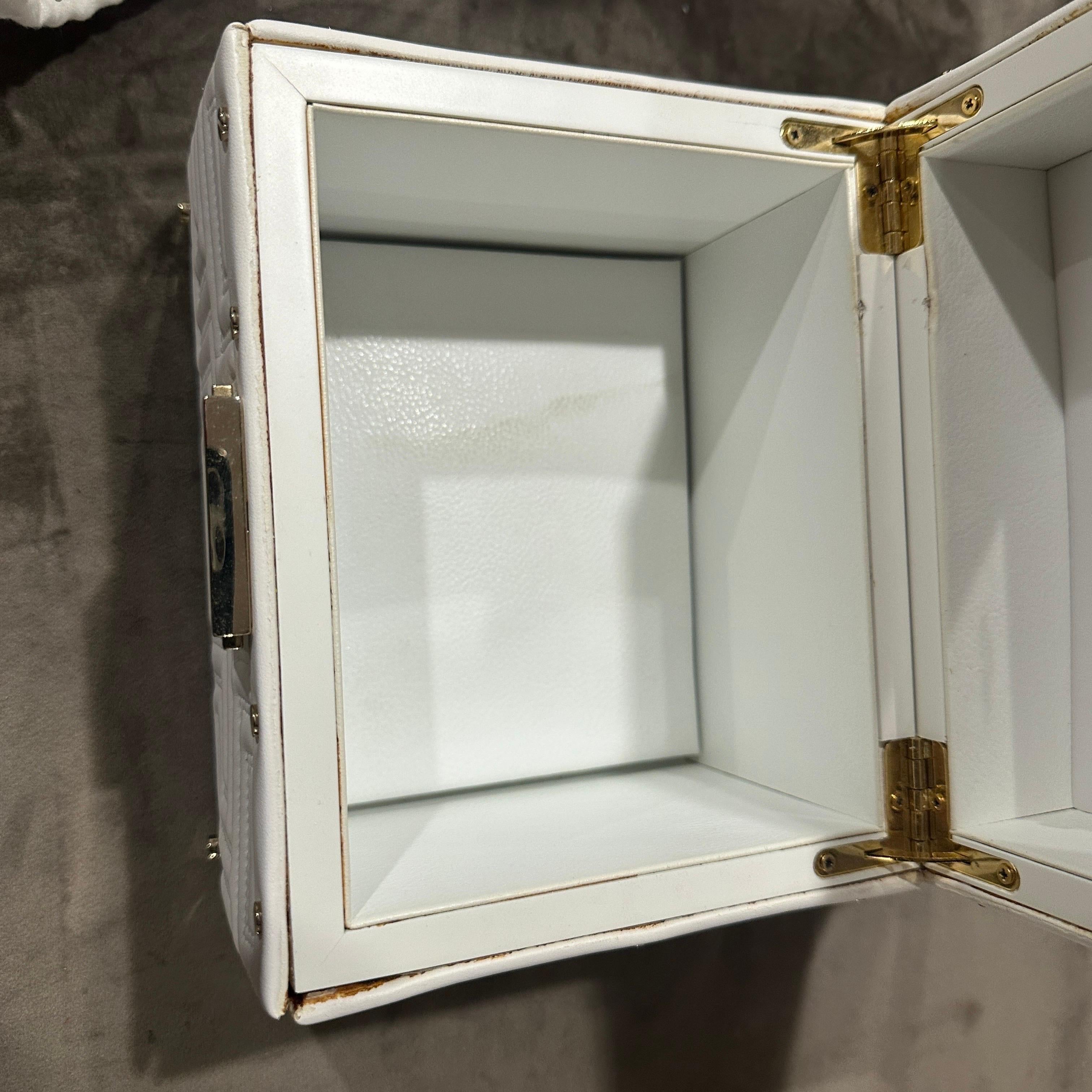Gianni Versace Couture White Leather and Brass Luxury Beauty Case For Sale 8