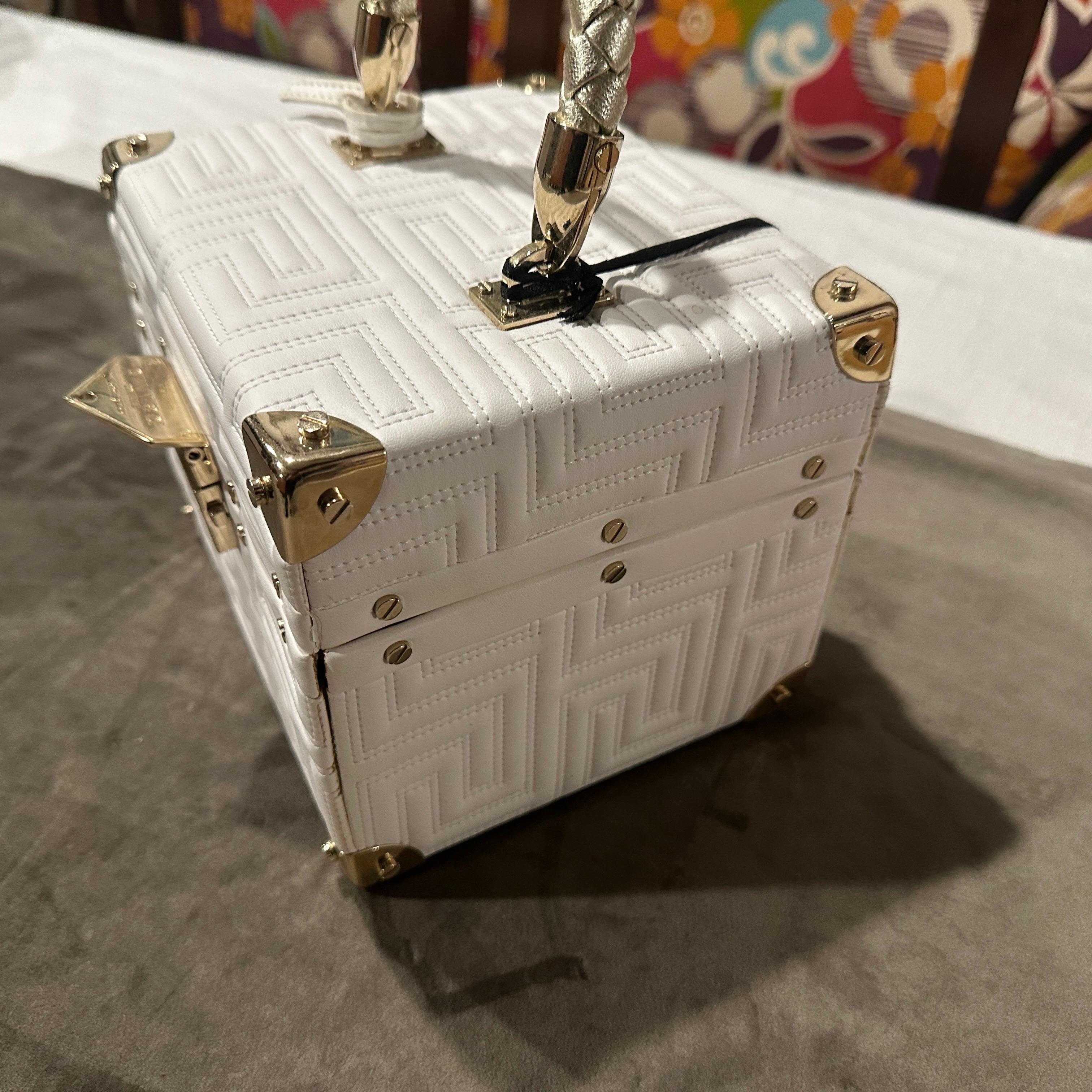 Gianni Versace Couture White Leather and Brass Luxury Beauty Case For Sale 12