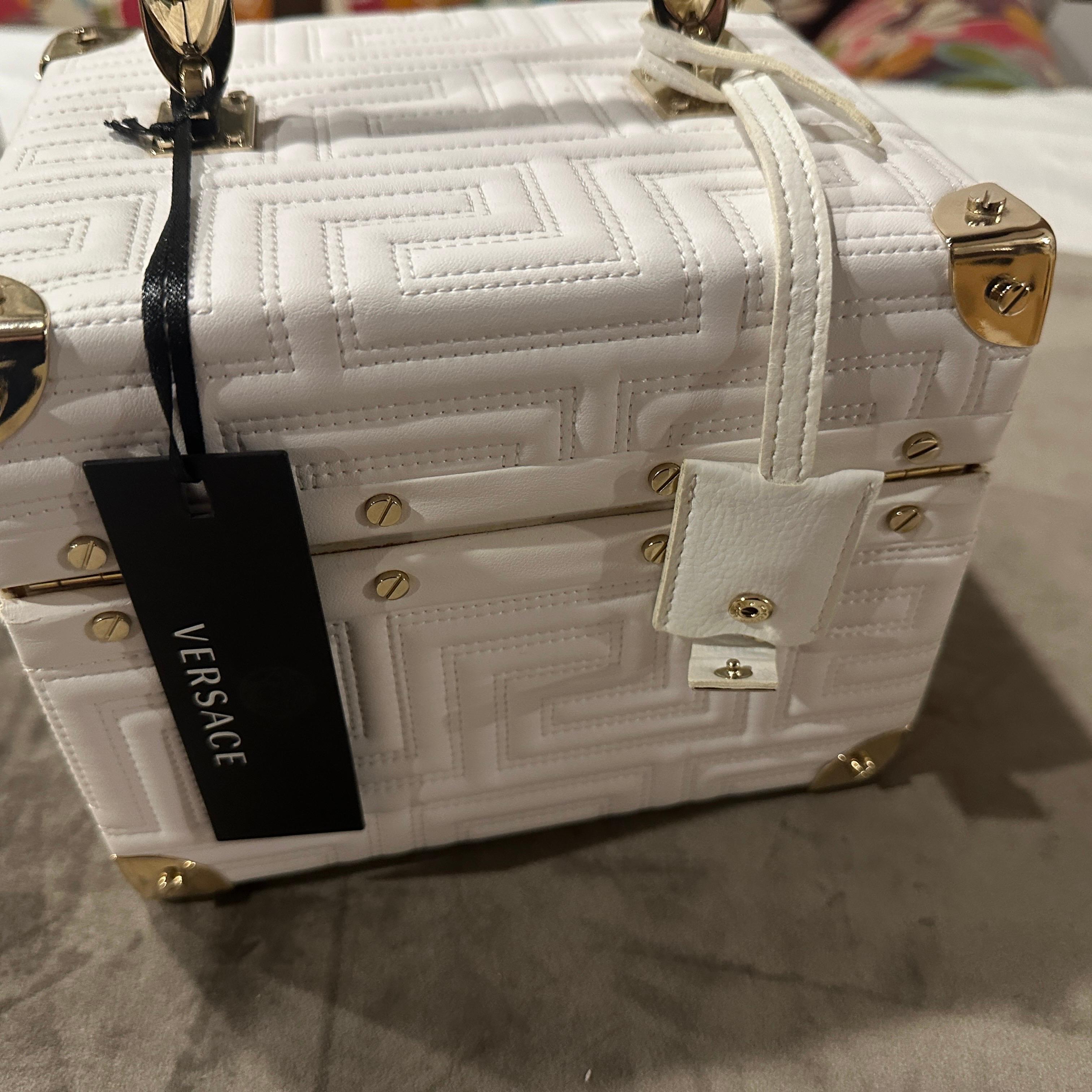 Gianni Versace Couture White Leather and Brass Luxury Beauty Case For Sale 5