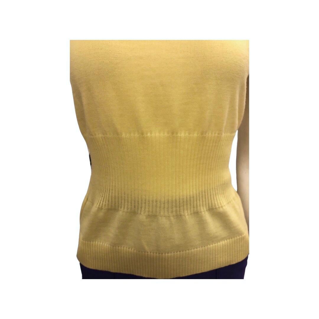 Gianni Versace Couture Yellow Wool Sleeveless Top In New Condition For Sale In Sheung Wan, HK