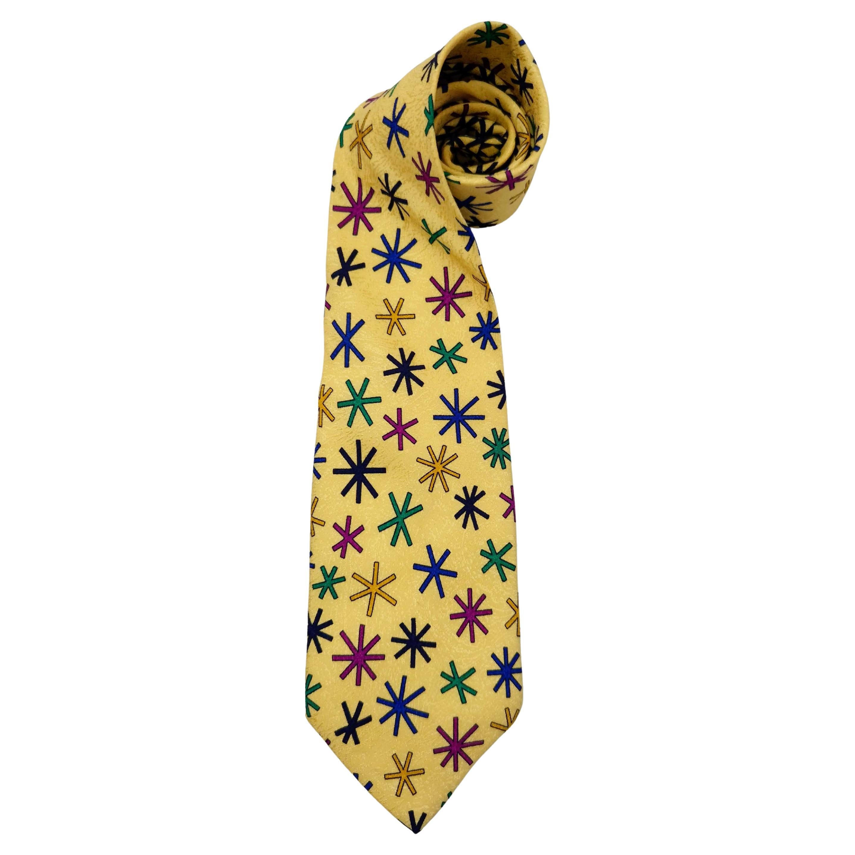 Gianni Versace cravatta in seta con asterischi vintage anni 1990s in vendita