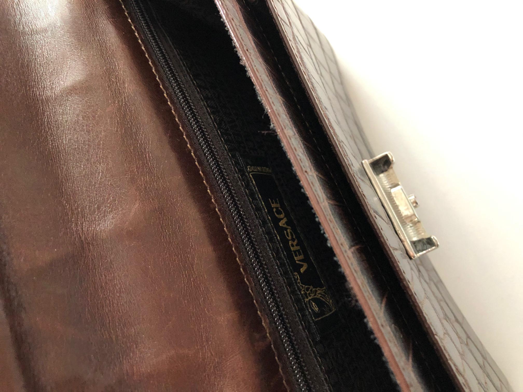 1980er Gianni Versace Brown Envelope Clutch Bag im Angebot 2
