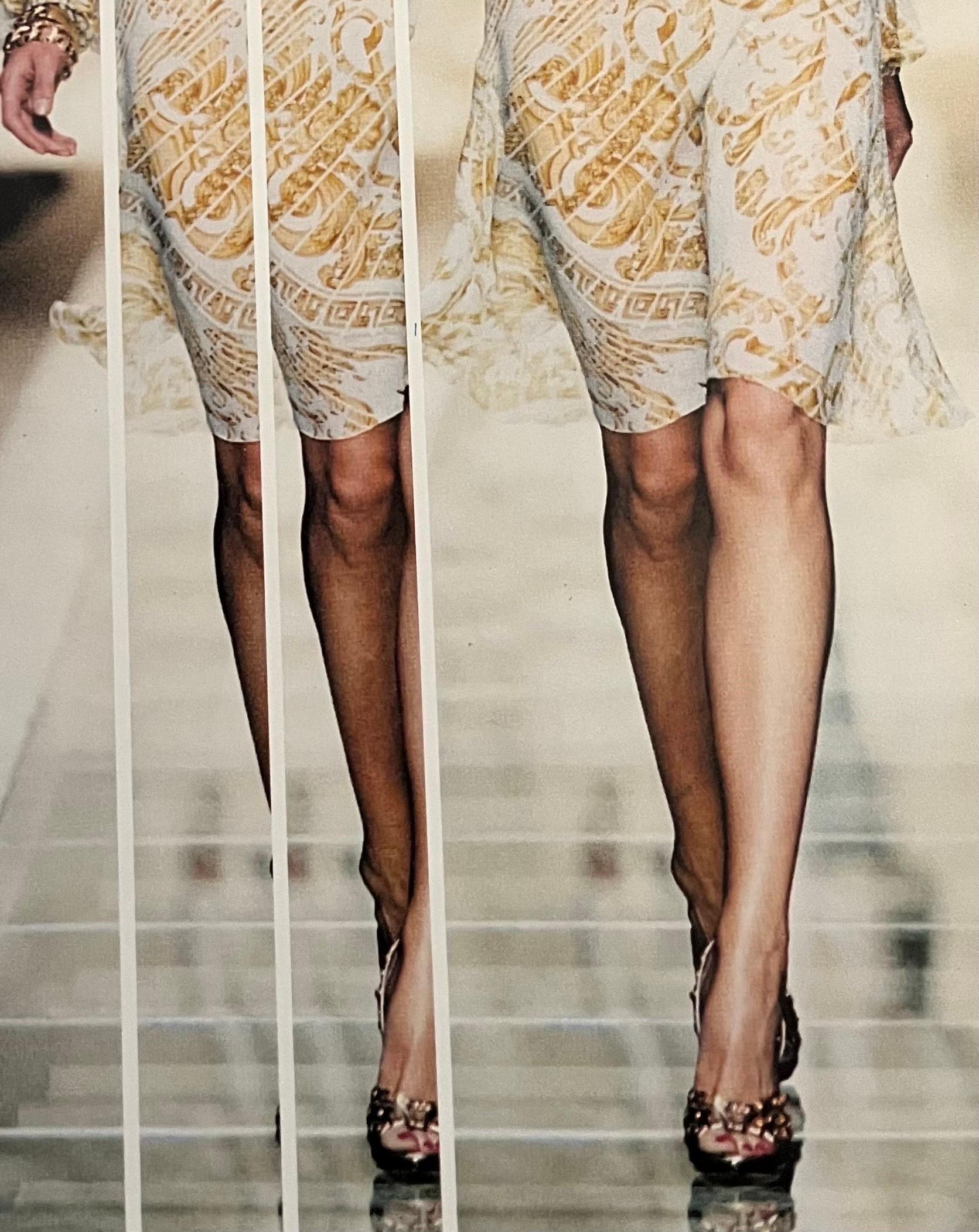 Gianni Versace Chaussures compensées en plexiglas ornées de cristaux, Taille 37, Neuf avec étiquette Pour femmes en vente