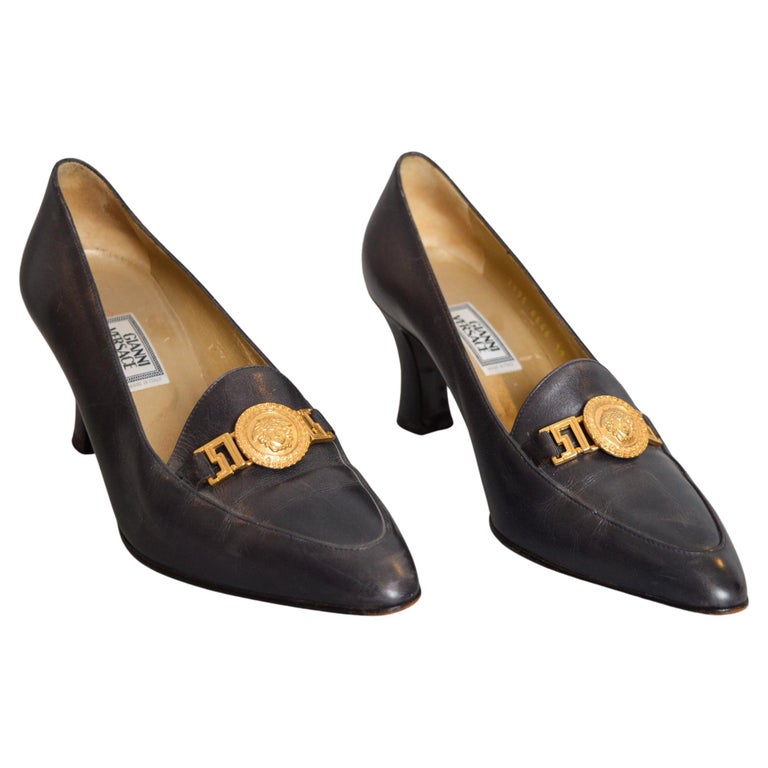 Gianni Versace F/W 1994 Runway Medusa High heels Leather Gold