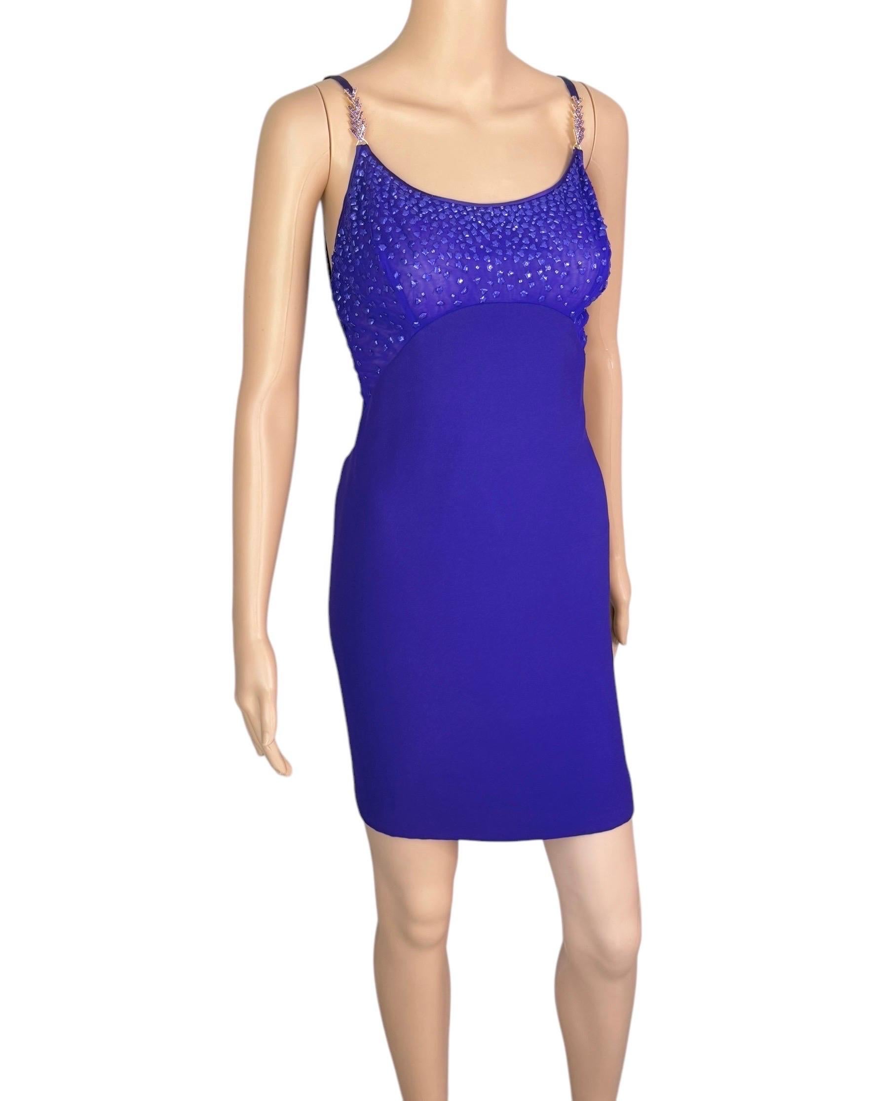 Gianni Versace F/W 1996 Runway Vintage embellie mini robe de soirée transparente en vente 2