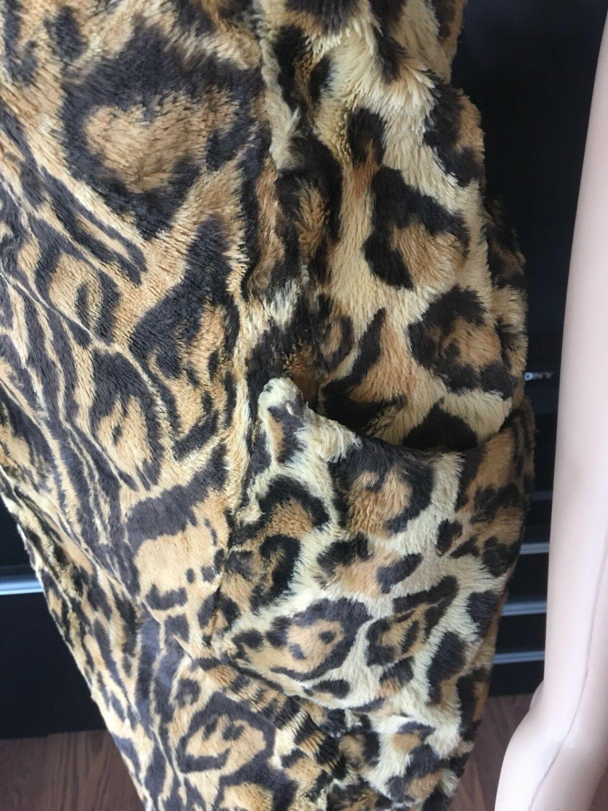 Gianni Versace F/W 1996 Runway Vintage Faux Fur Leopard Dress In Good Condition In Naples, FL