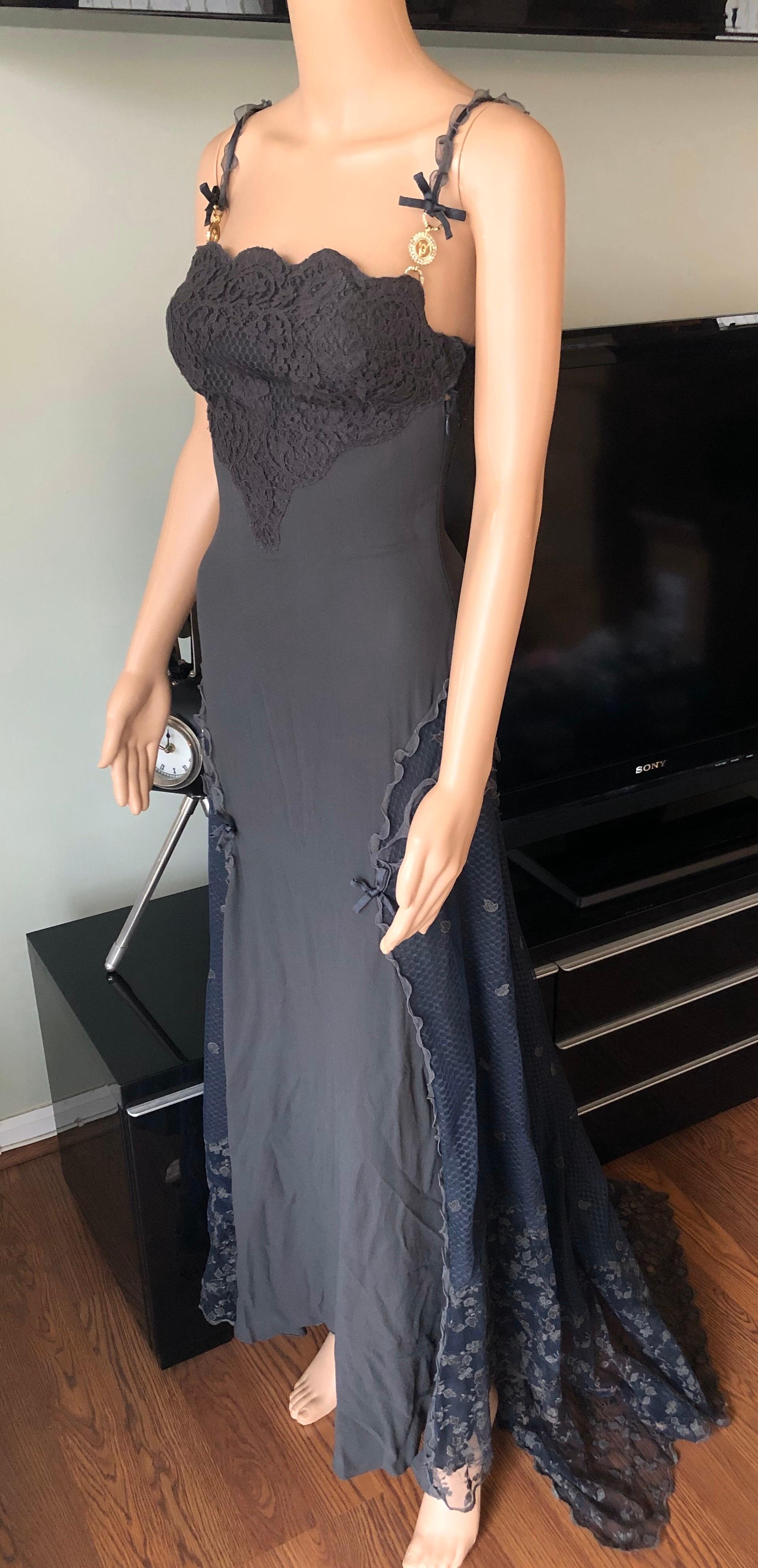 Gianni Versace S/S 1997 Runway Sheer Lace Panels Grey Evening Dress Gown In Good Condition For Sale In Naples, FL