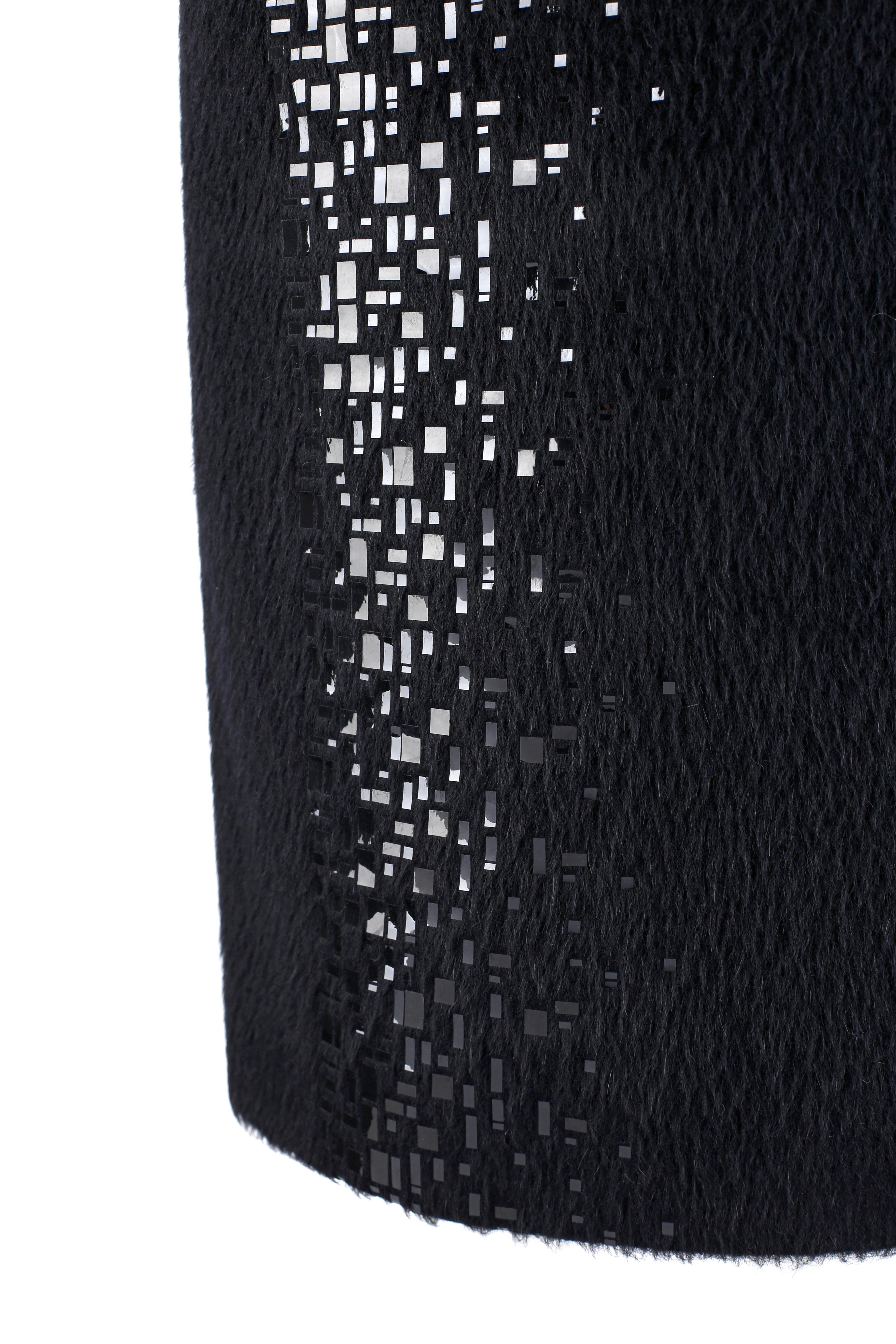 Gianni Versace F/W 1998 Vtg Black Alpaca Wool Sequin Embellished Strapless Dress For Sale 5