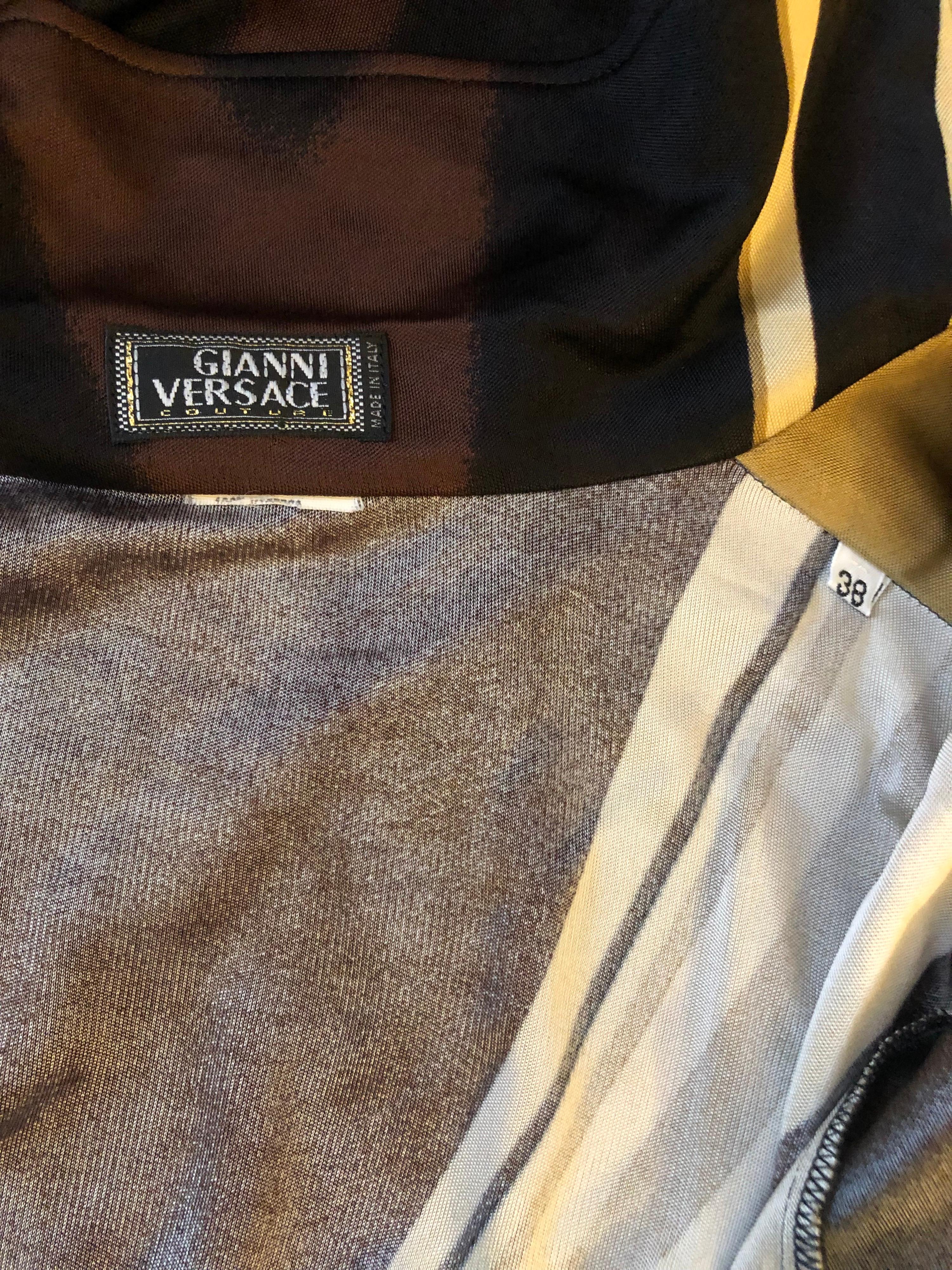 Women's Gianni Versace F/W 2000 Wrap Plunged Geometric Print Dress For Sale