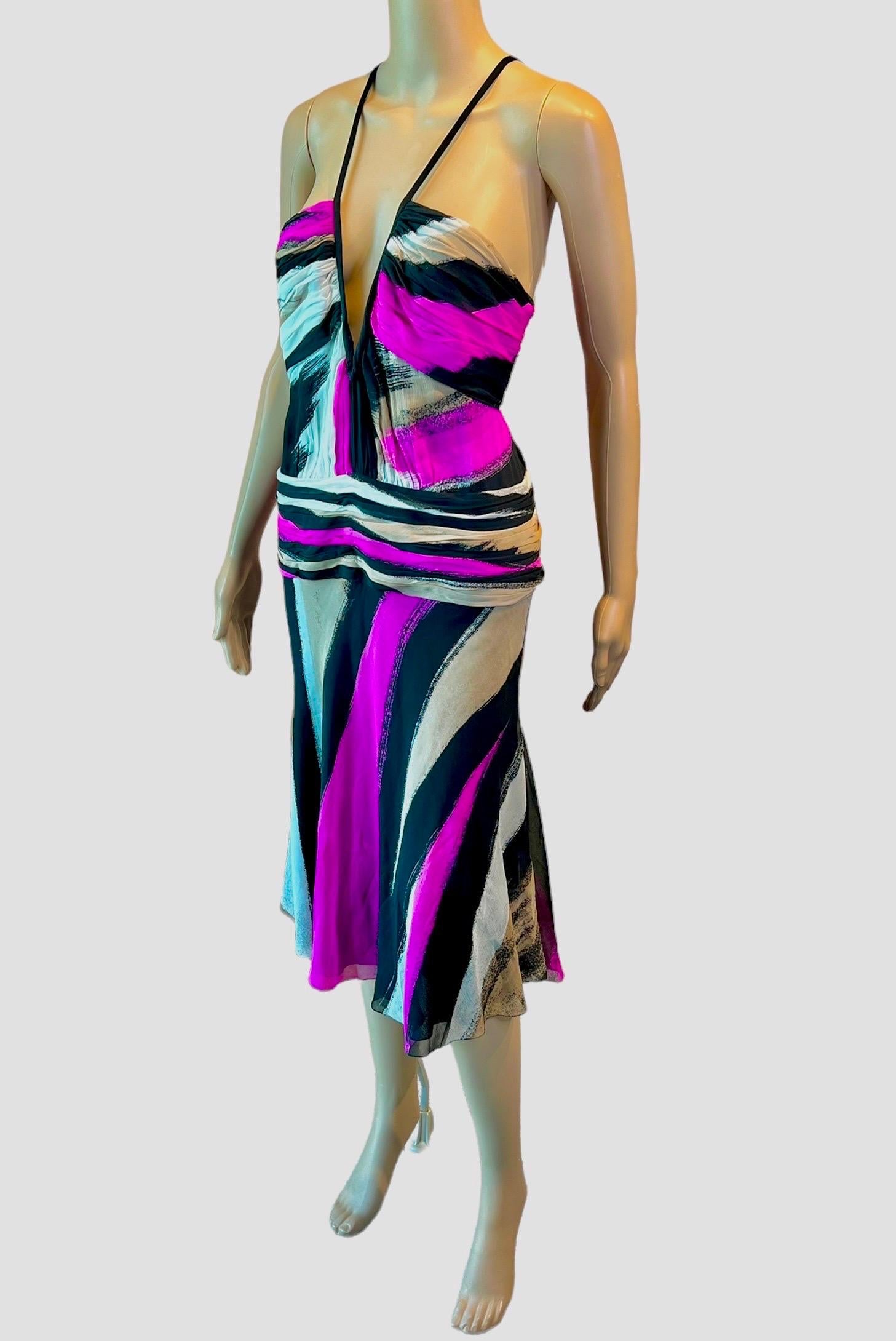 Gianni Versace F/W 2001 Runway Plunging Neckline Geometric Abstract Print Dress For Sale 2